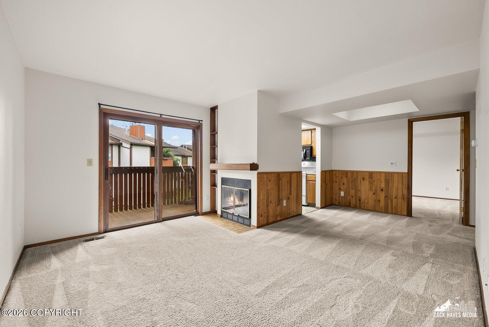 7242 Foxridge Circle #10c Property Photo 1
