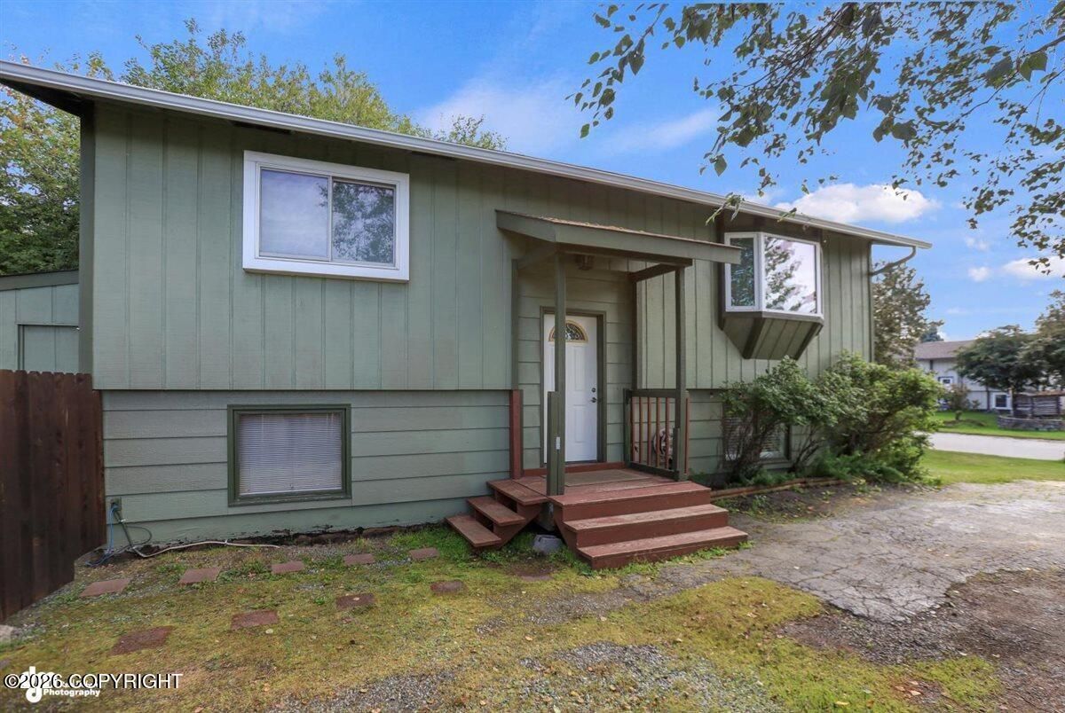 671 W 90th Avenue