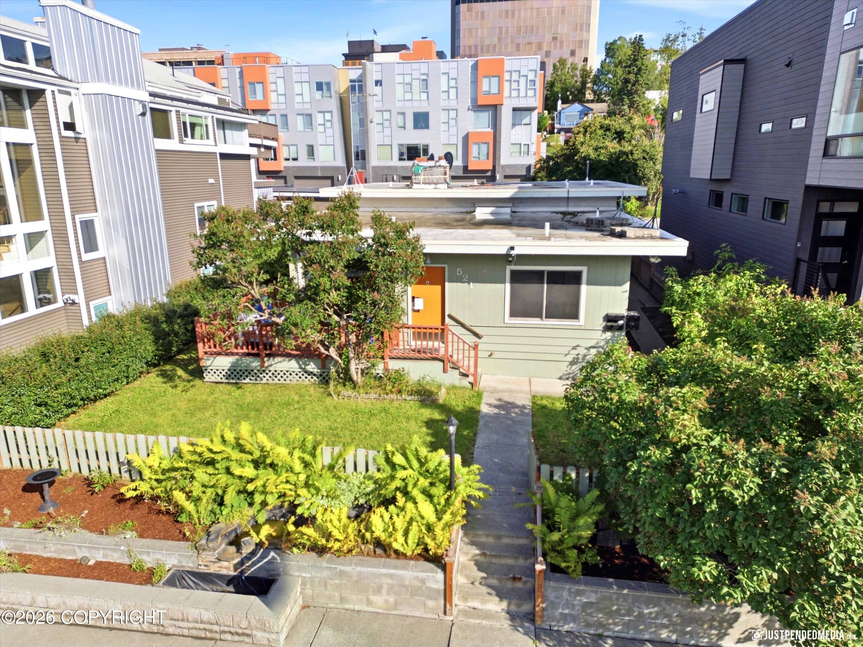 521 N Street Property Photo 1