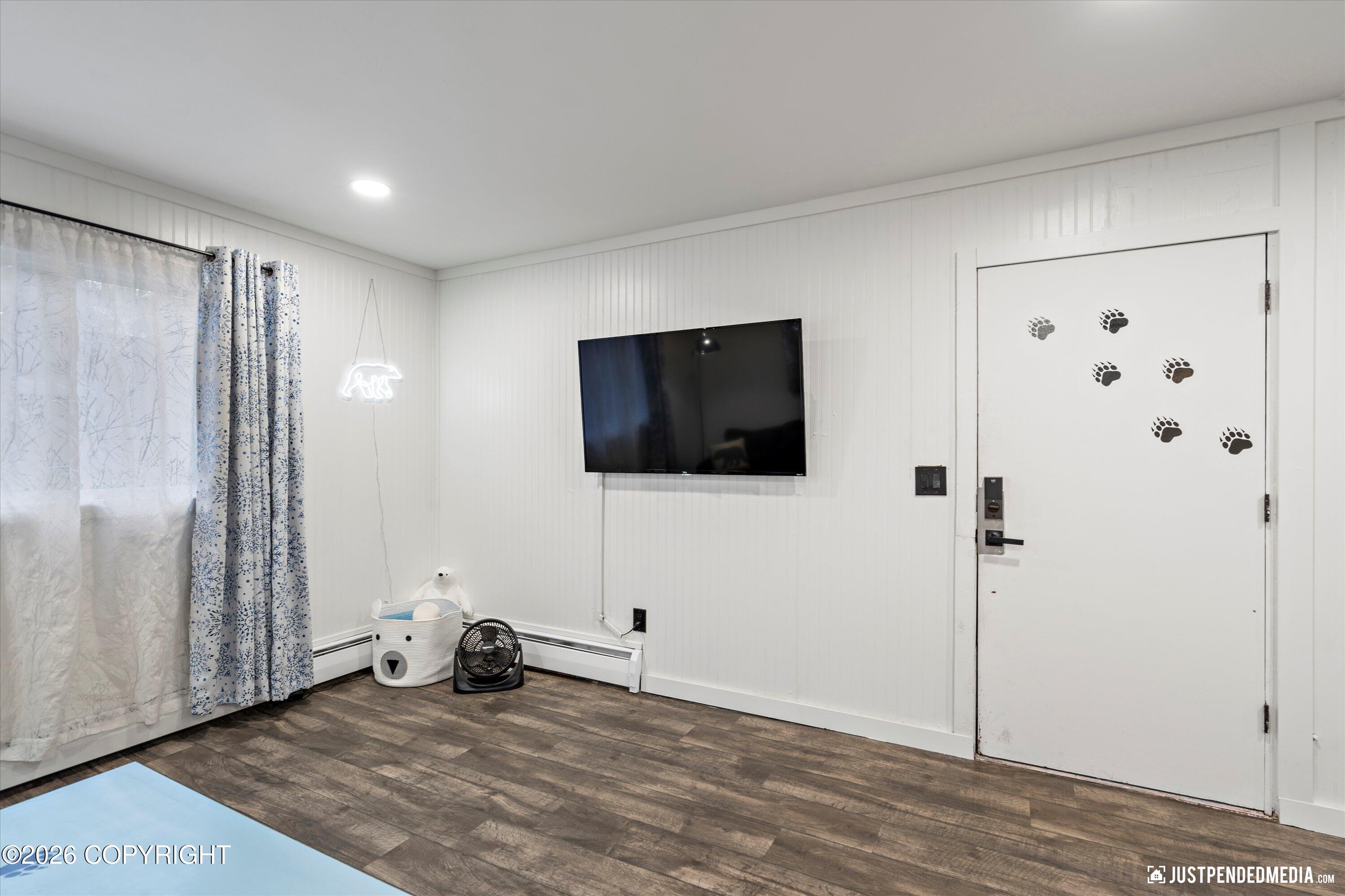 521 N Street Property Photo 14