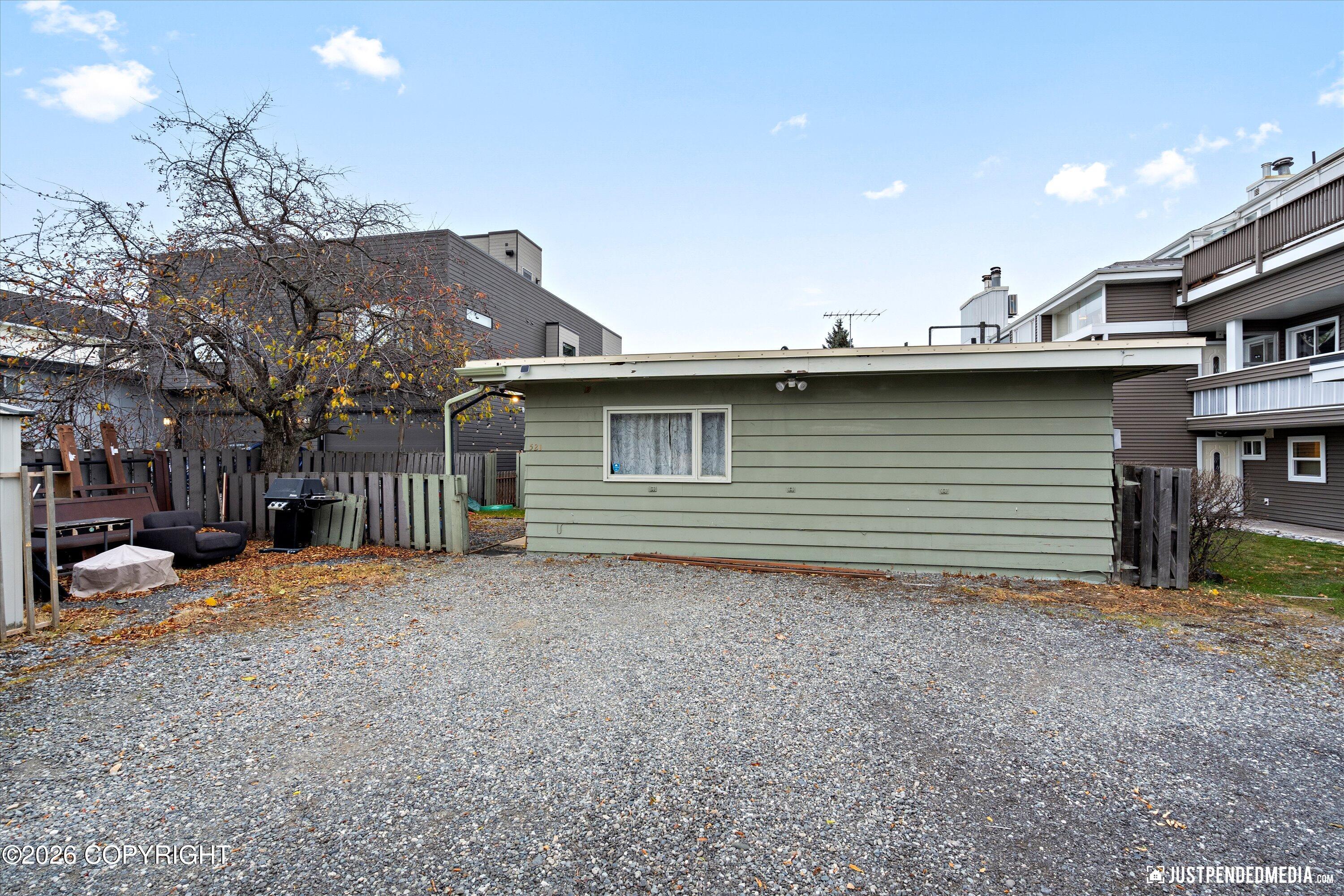 521 N Street Property Photo 43