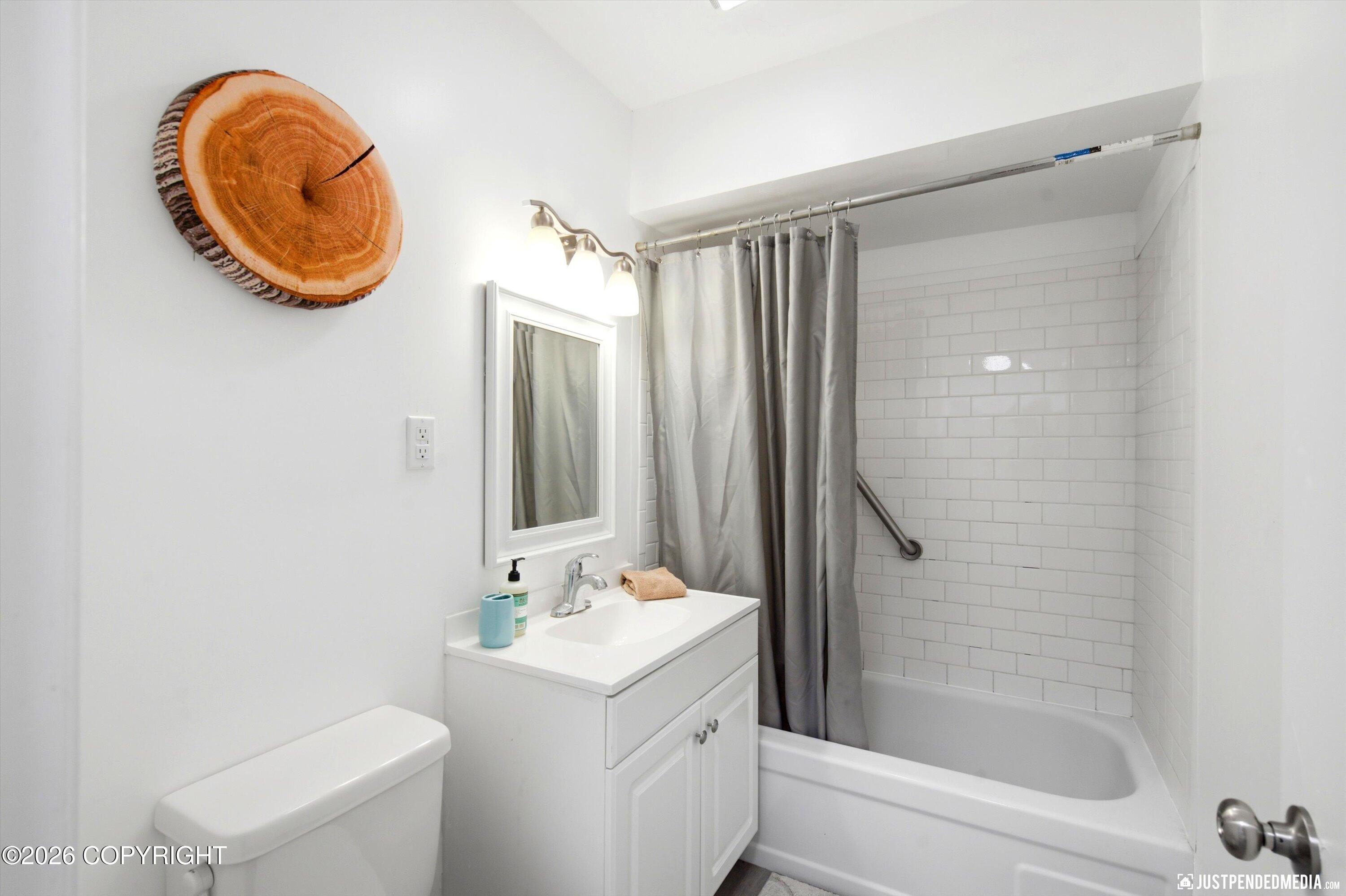 521 N Street Property Photo 63