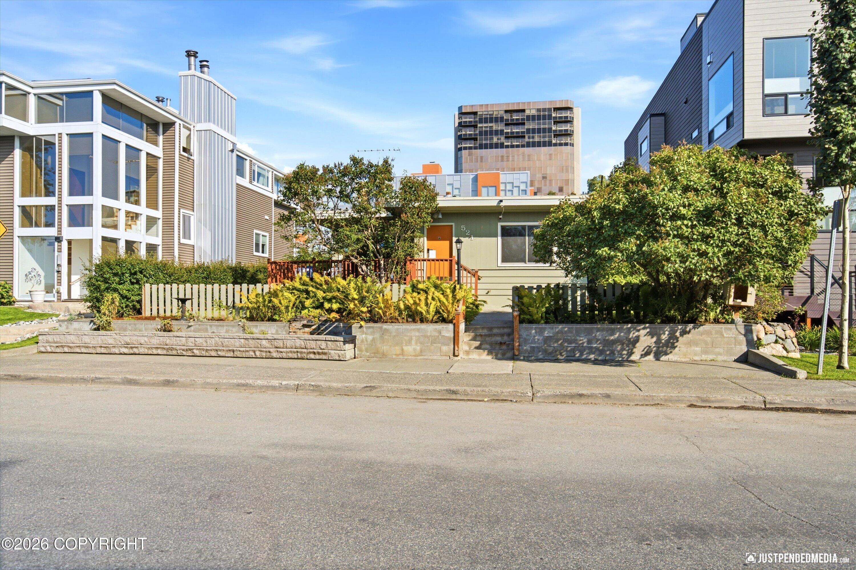 521 N Street Property Photo 71