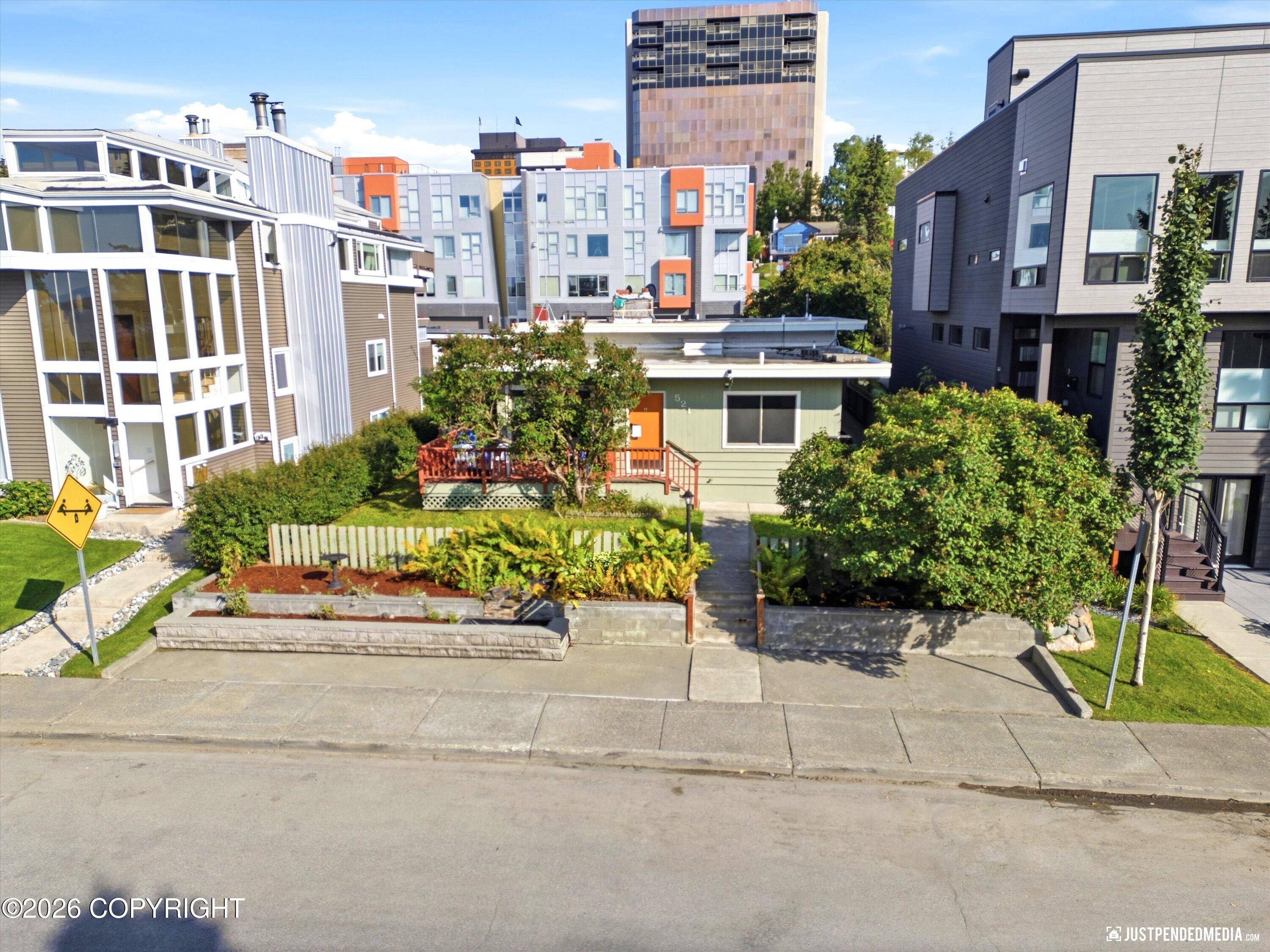 521 N Street Property Photo 75