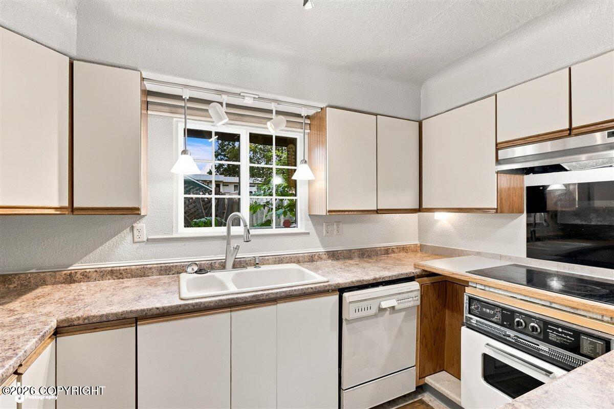 1335 Ingra Street Property Photo 22