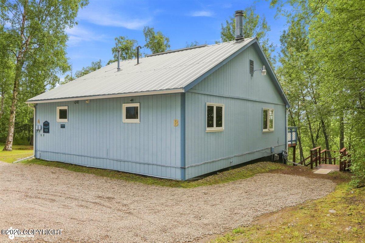 1060 W Airway Circle Property Photo 5