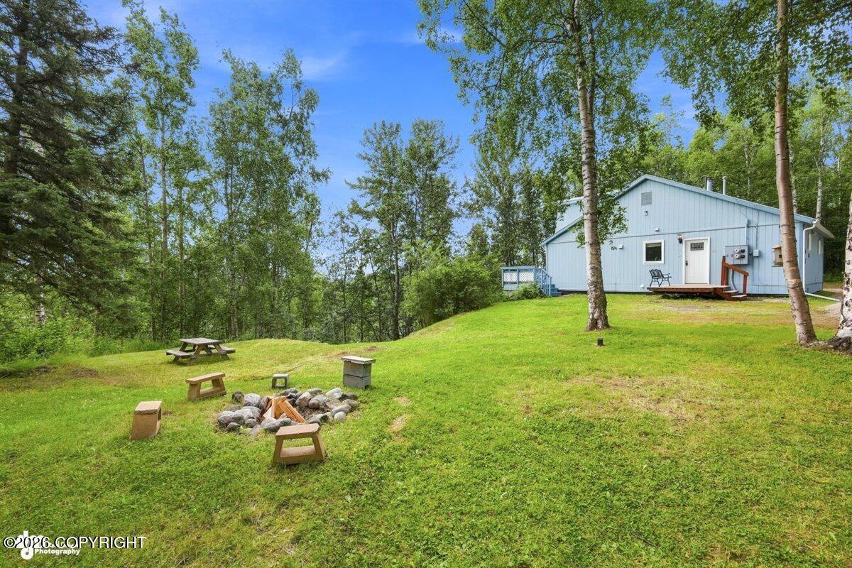1060 W Airway Circle Property Photo 6