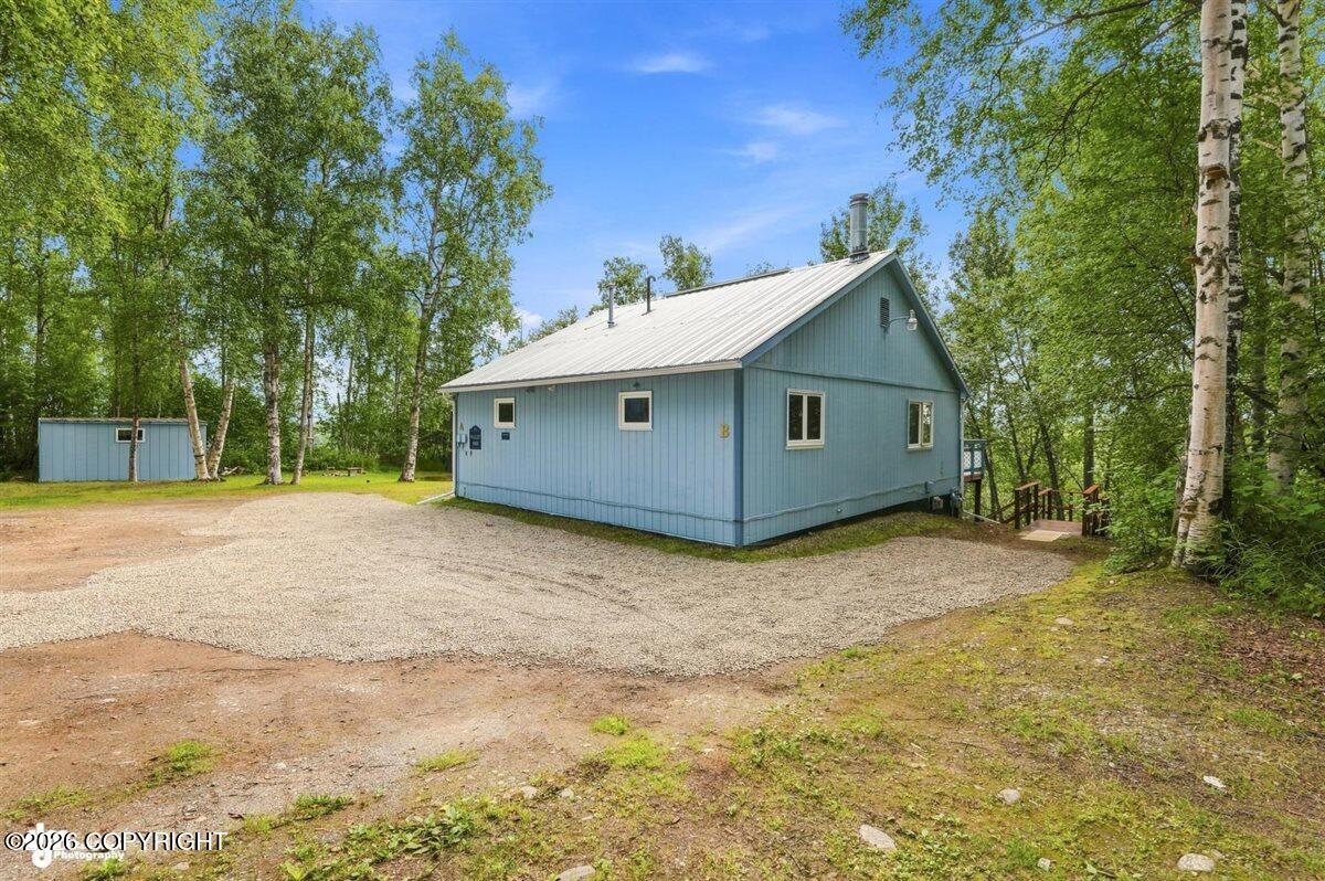 1060 W Airway Circle Property Photo 3