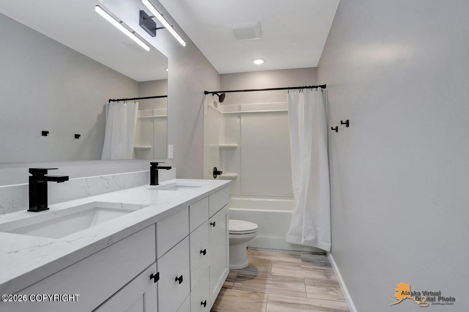 960 S Enterprise Drive #3 Property Photo 21