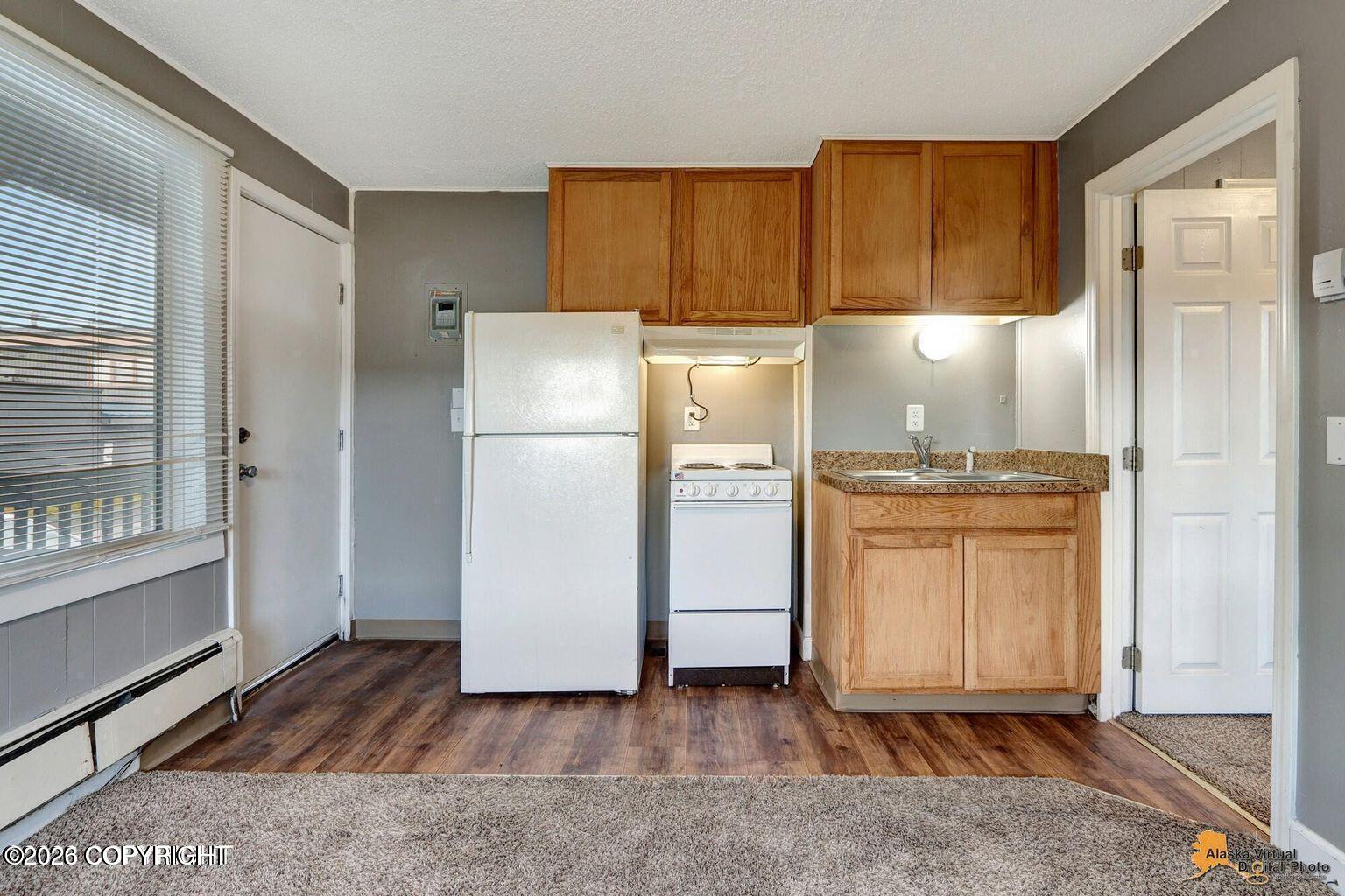 1460 W 26th Avenue #9 Property Photo 5