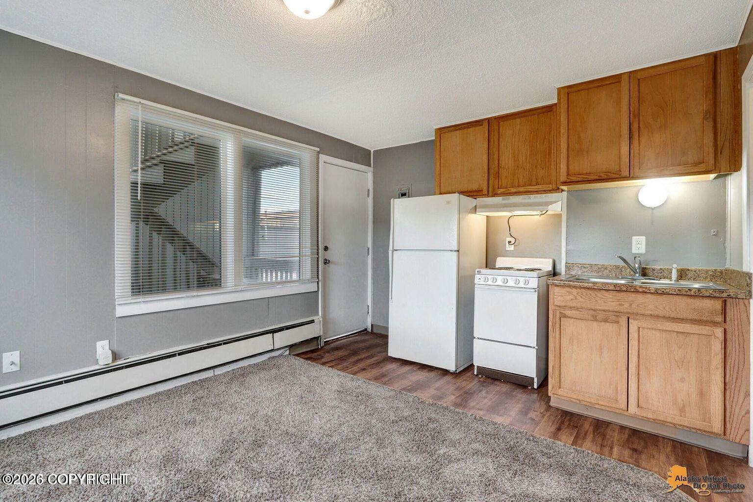 1460 W 26th Avenue #9 Property Photo 8