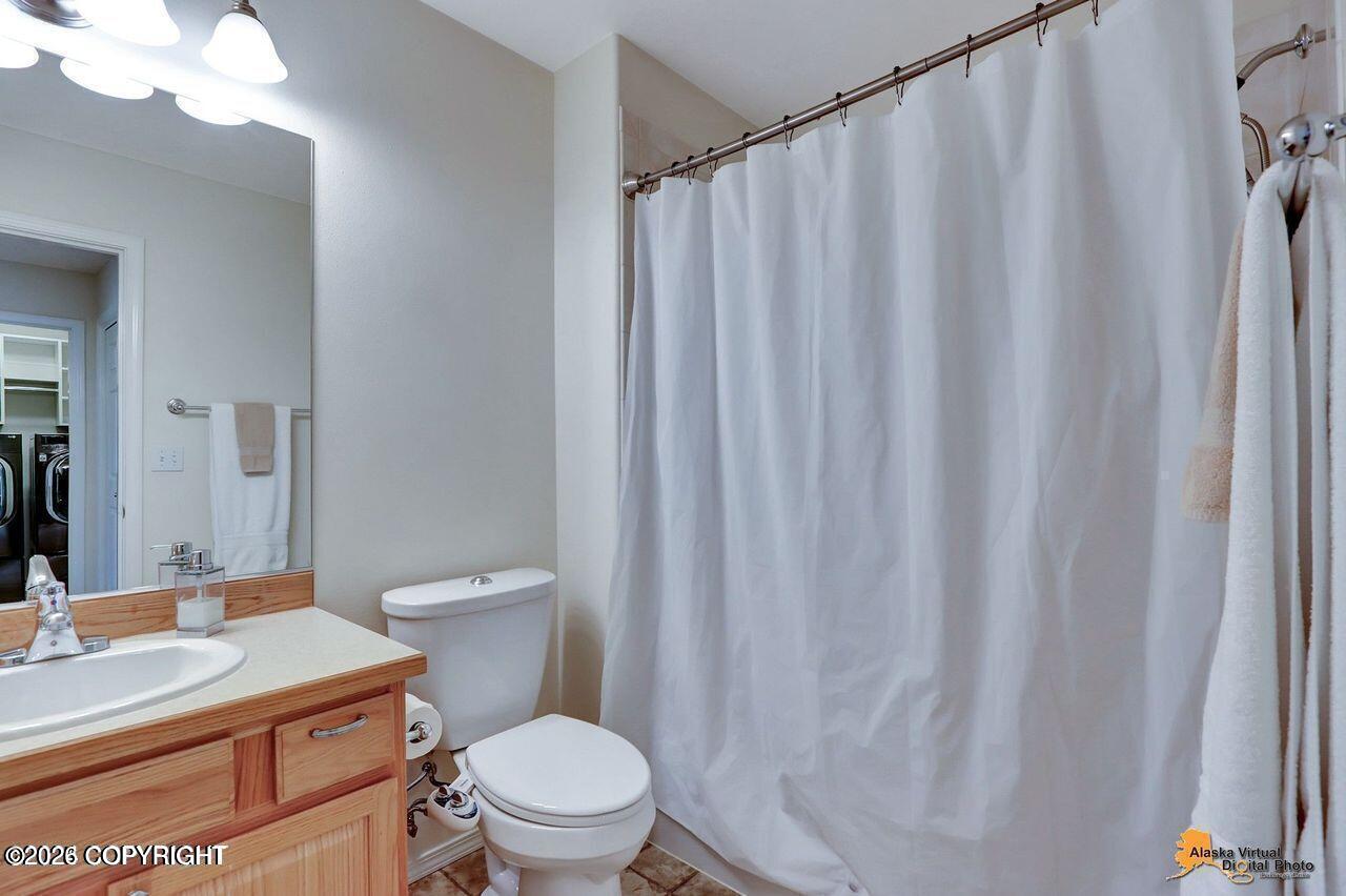 2860 Discovery Bay Drive Property Photo 13
