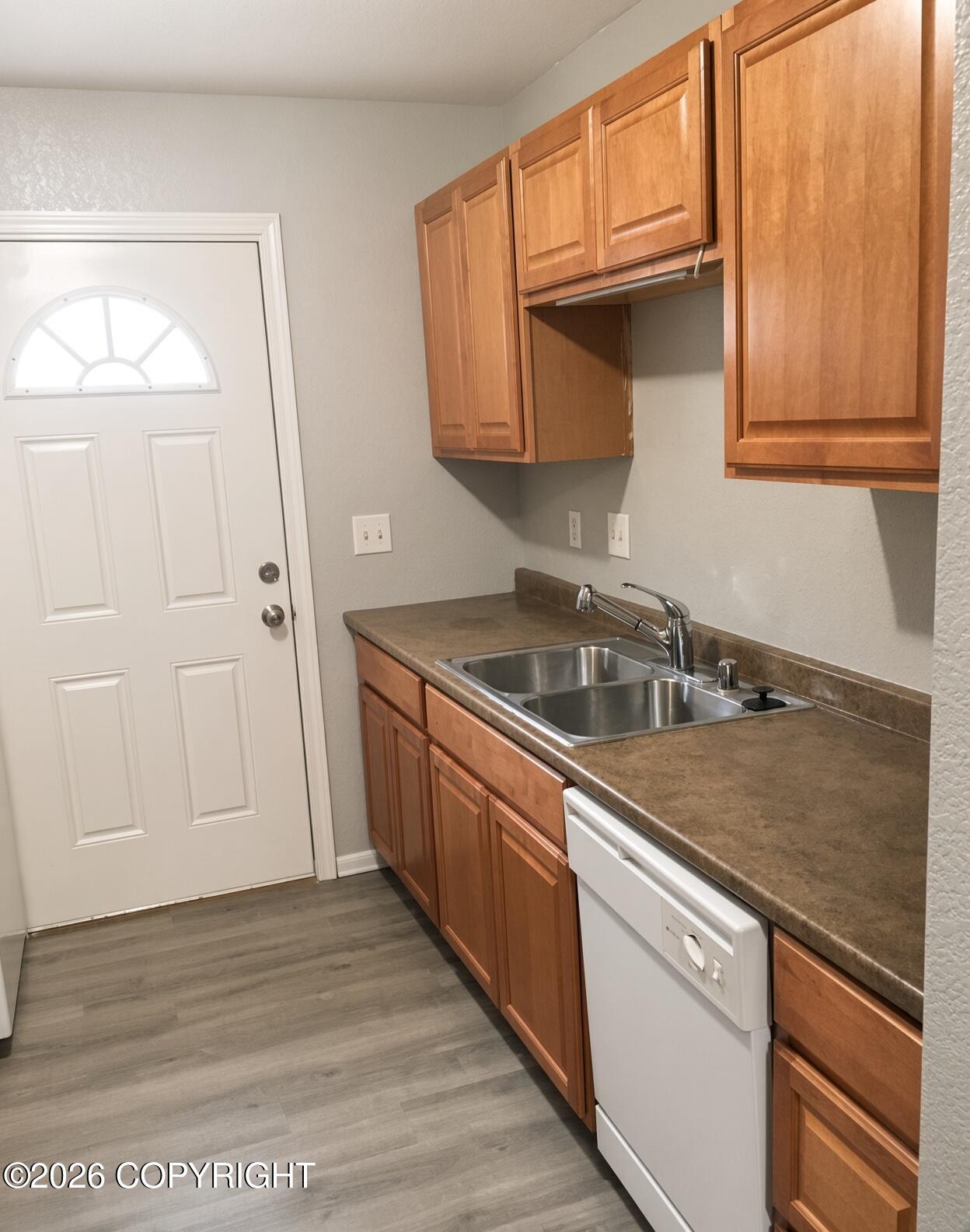 10050 Thimble Berry Drive Property Photo 6
