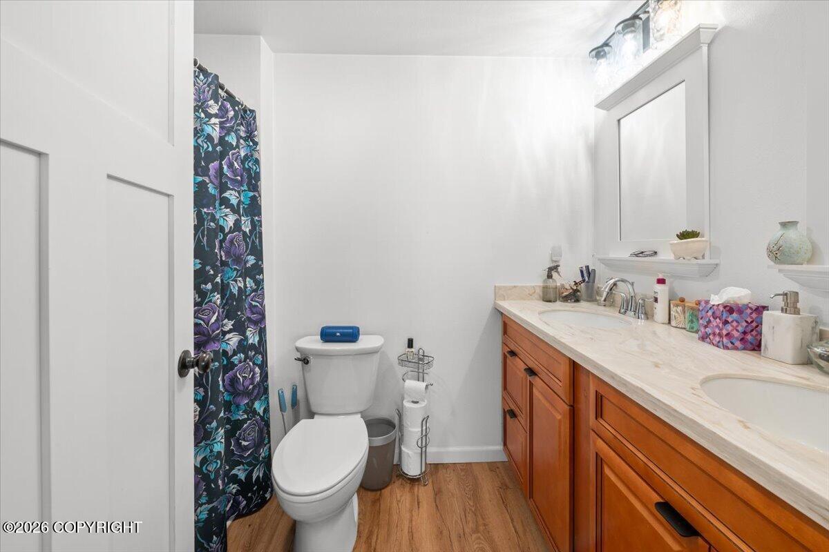 7400 N Mccarrey Street Property Photo 40