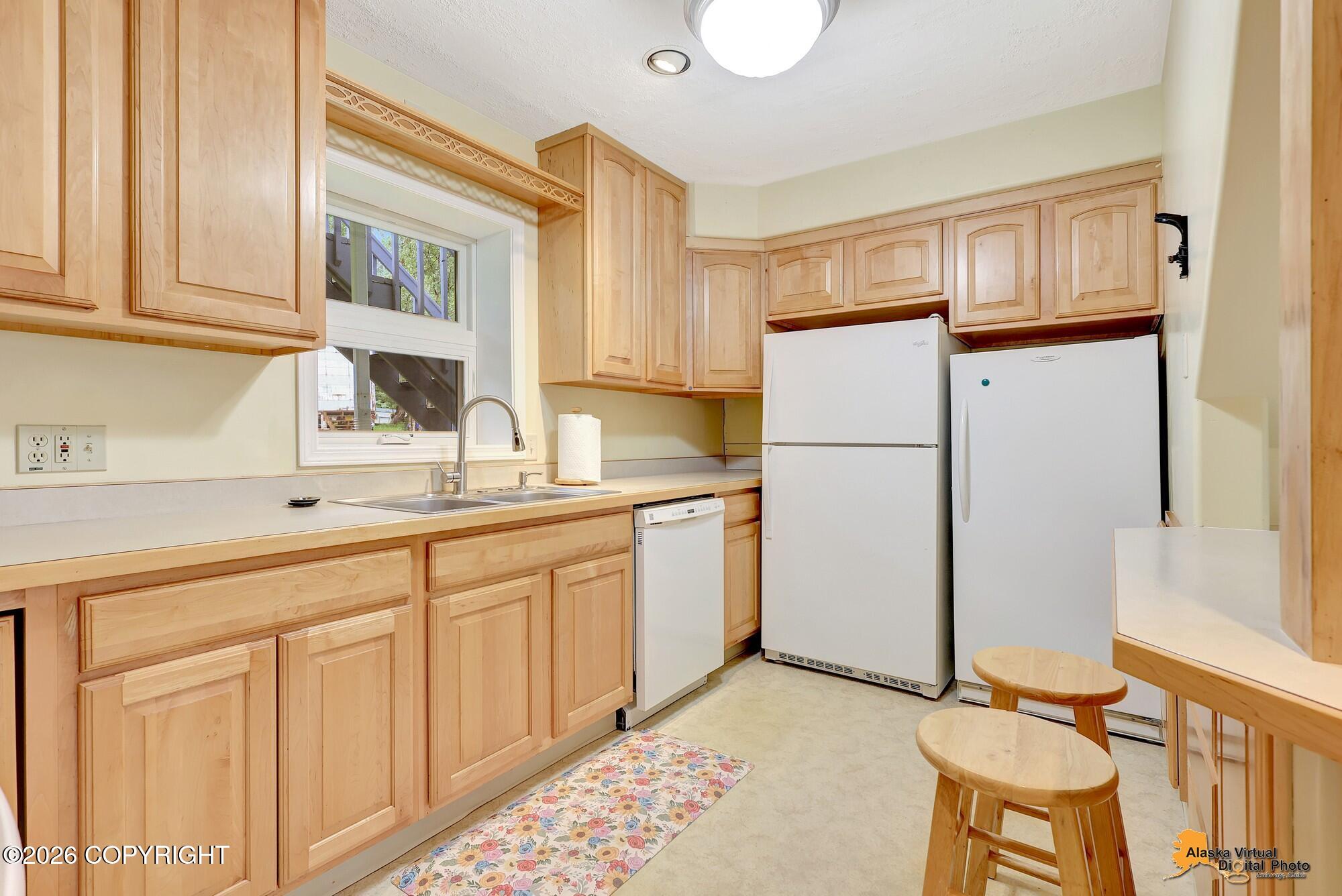 18330 Amonson Rd B Property Photo 44