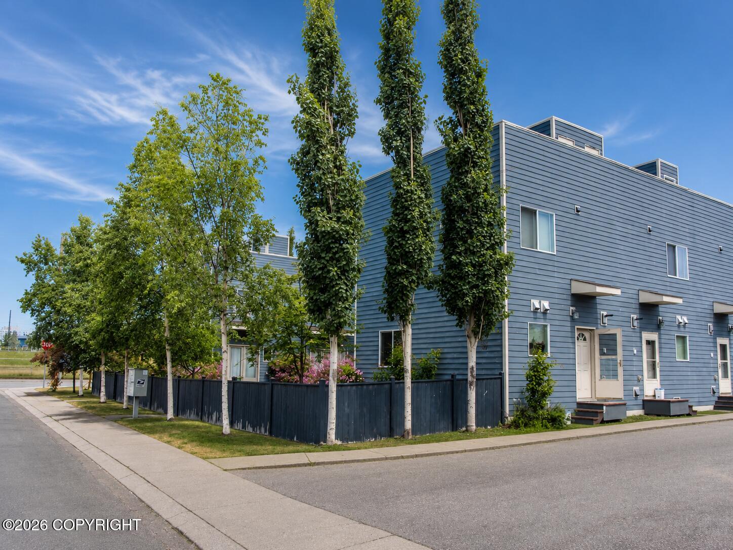 237 W 13th Avenue Property Photo 1