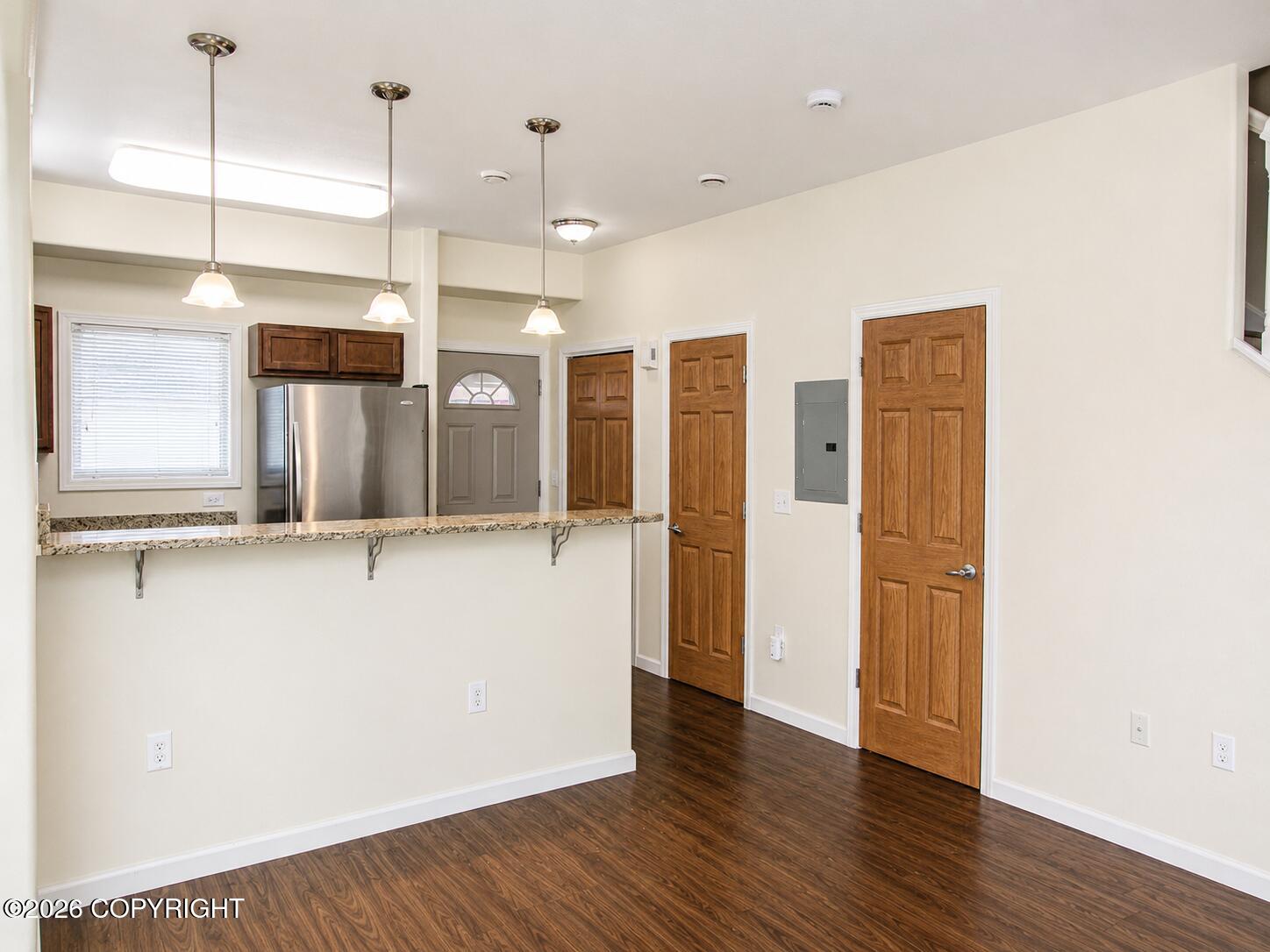 237 W 13th Avenue Property Photo 4