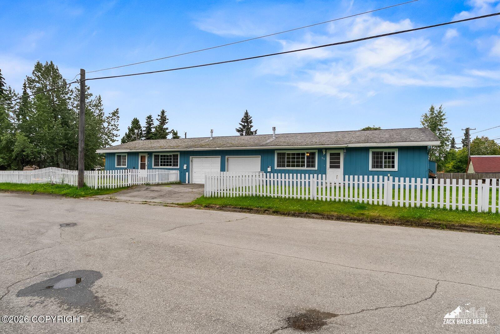 914 Boyd Street Property Photo 1