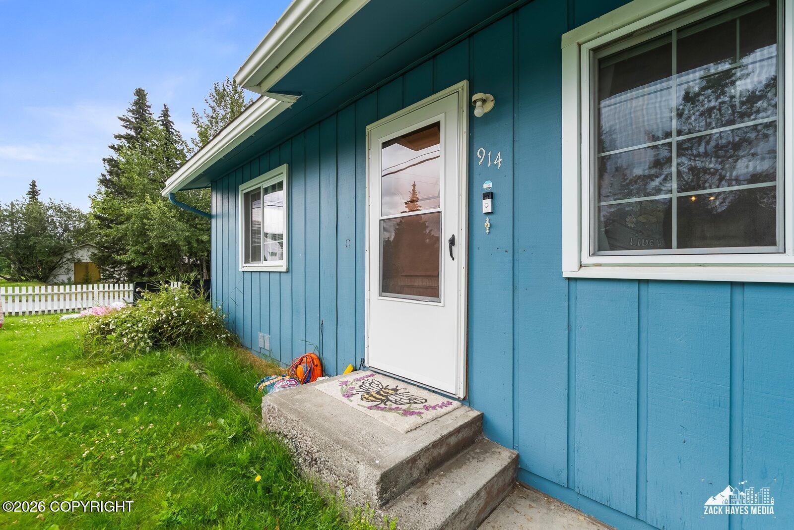 914 Boyd Street Property Photo 3