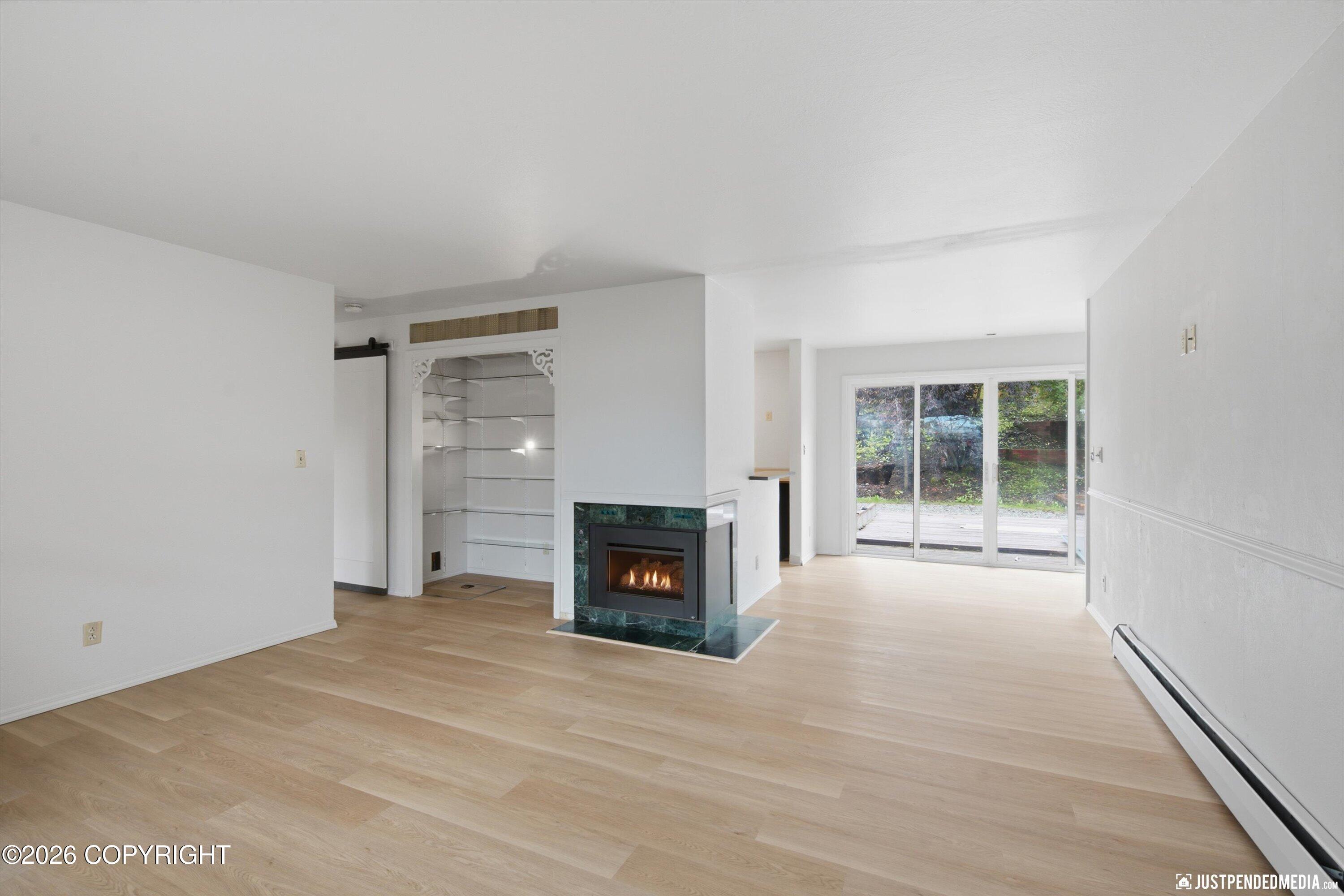 4242 Ross Court Property Photo 4