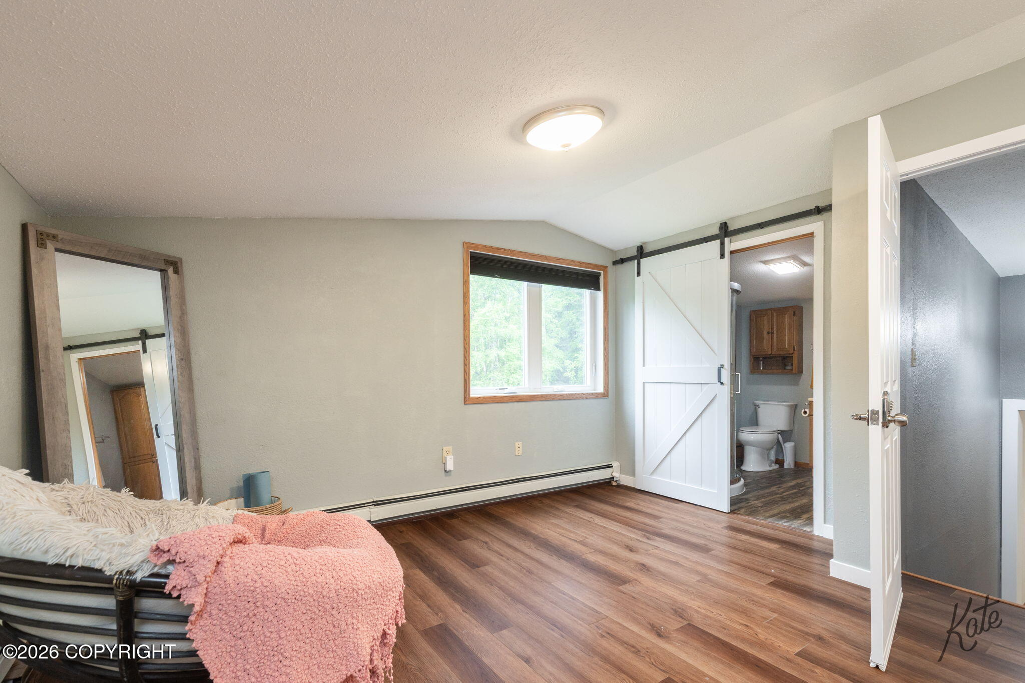1013 Hertha Turnaround Property Photo 14