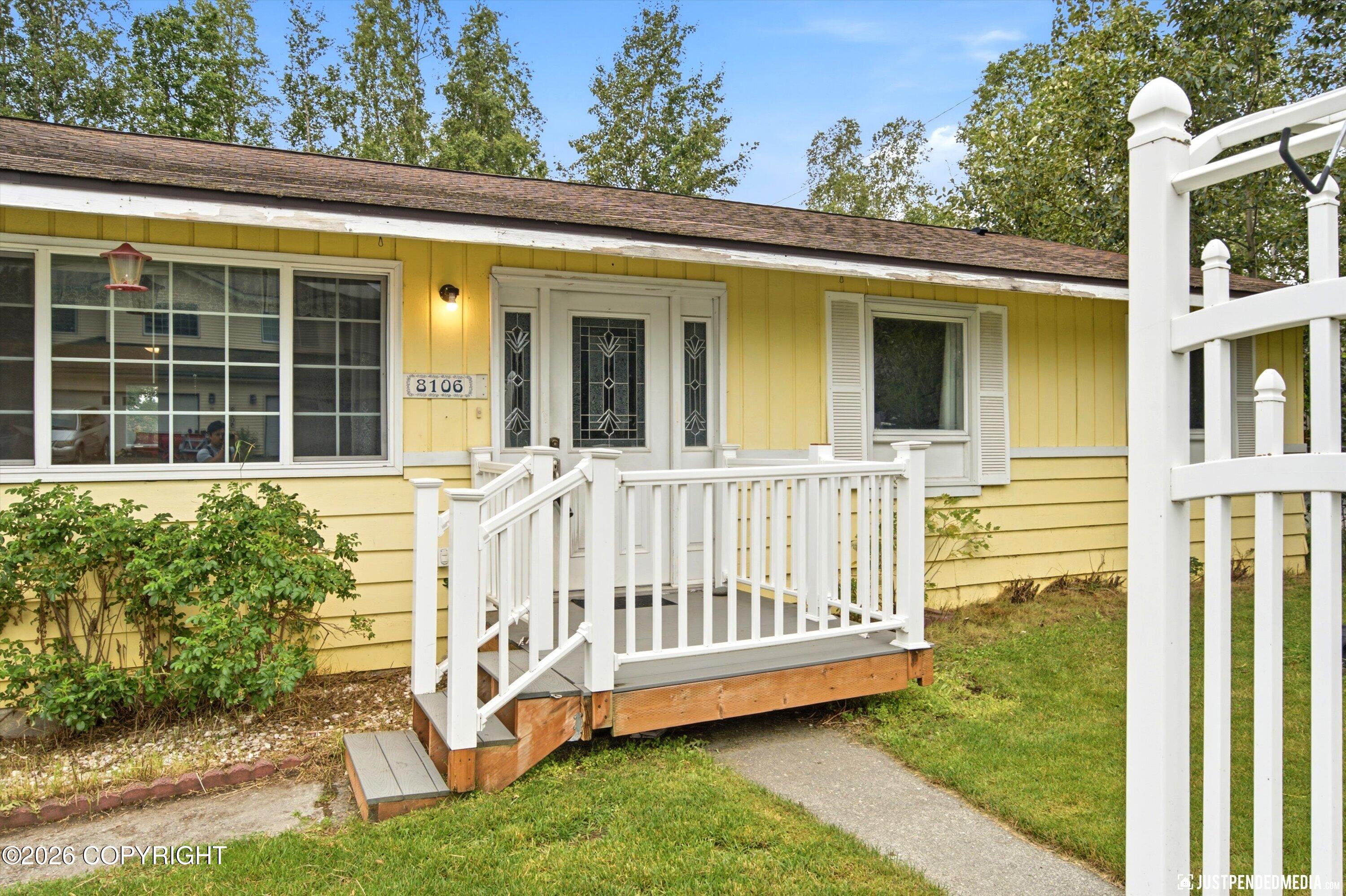 8106 Loganberry Property Photo 5