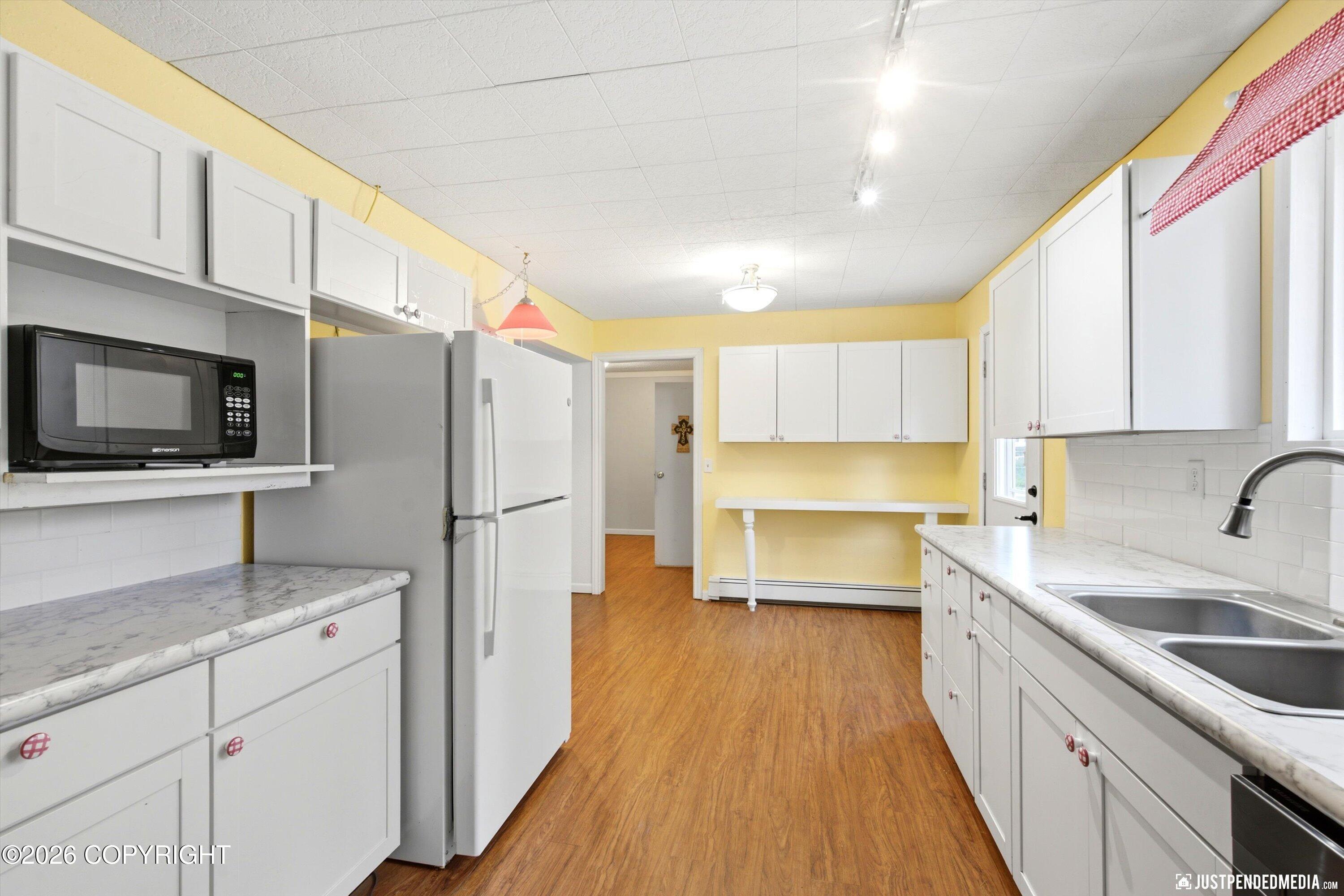 8106 Loganberry Property Photo 17