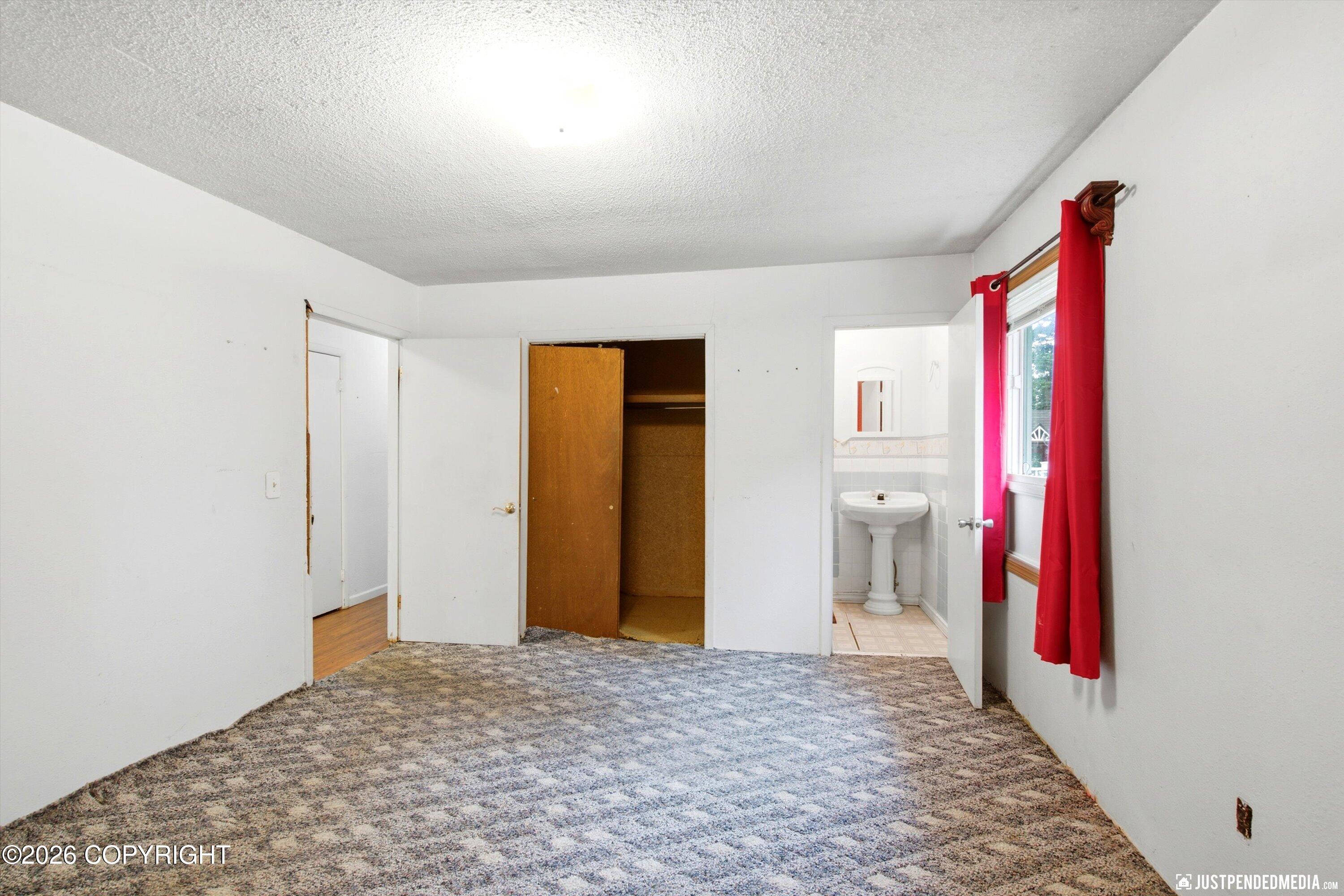8106 Loganberry Property Photo 24