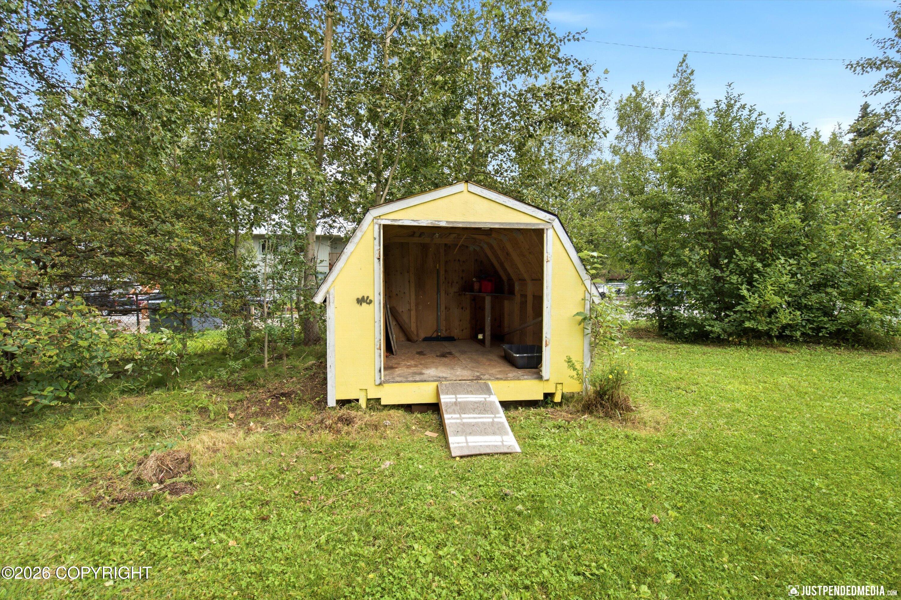 8106 Loganberry Property Photo 37