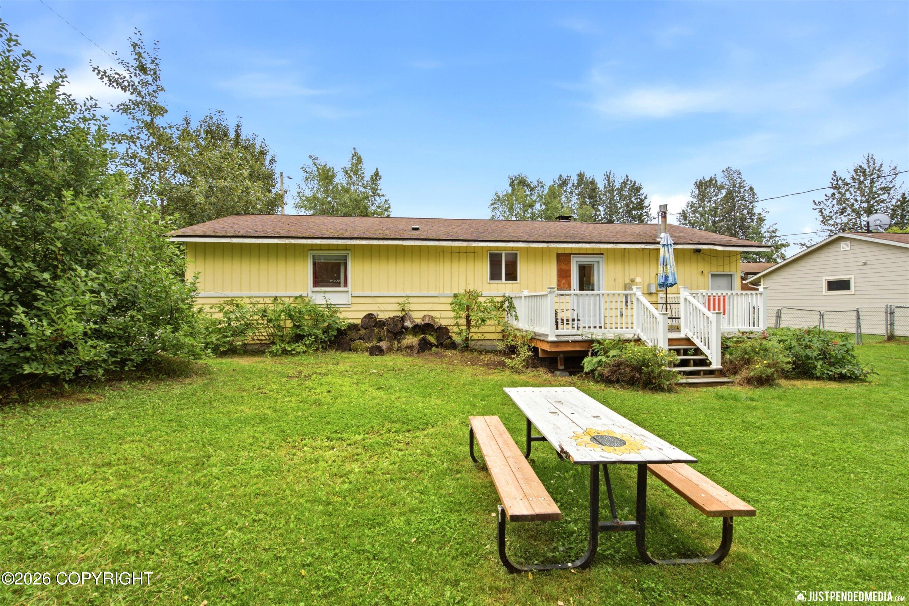 8106 Loganberry Property Photo 38