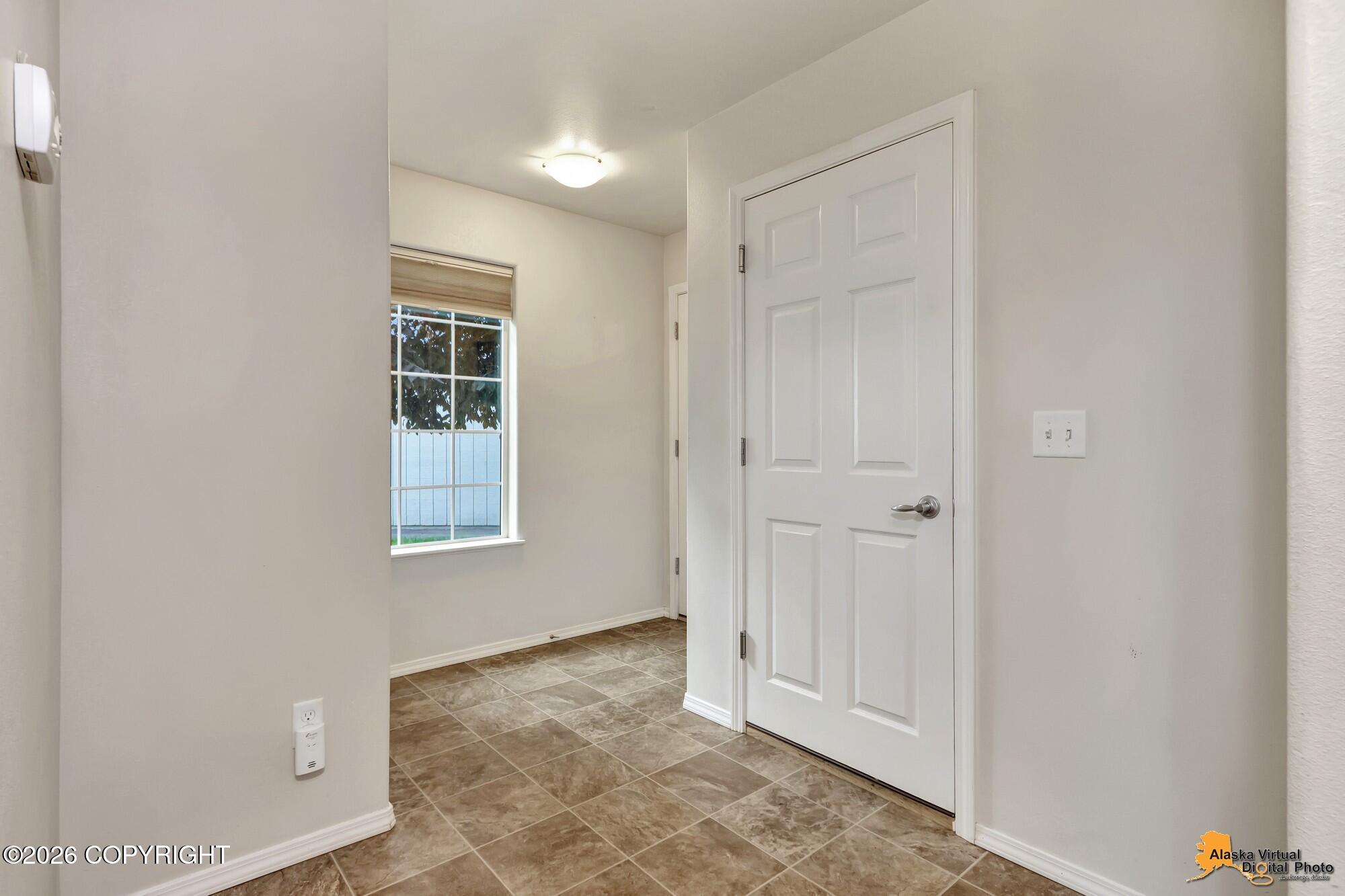 5629 Sapphire Loop #19b Property Photo 4