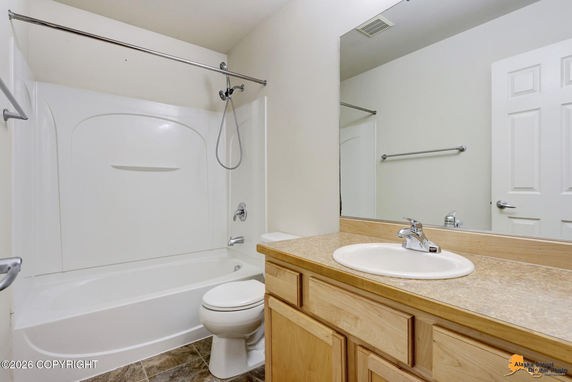 5629 Sapphire Loop #19b Property Photo 25