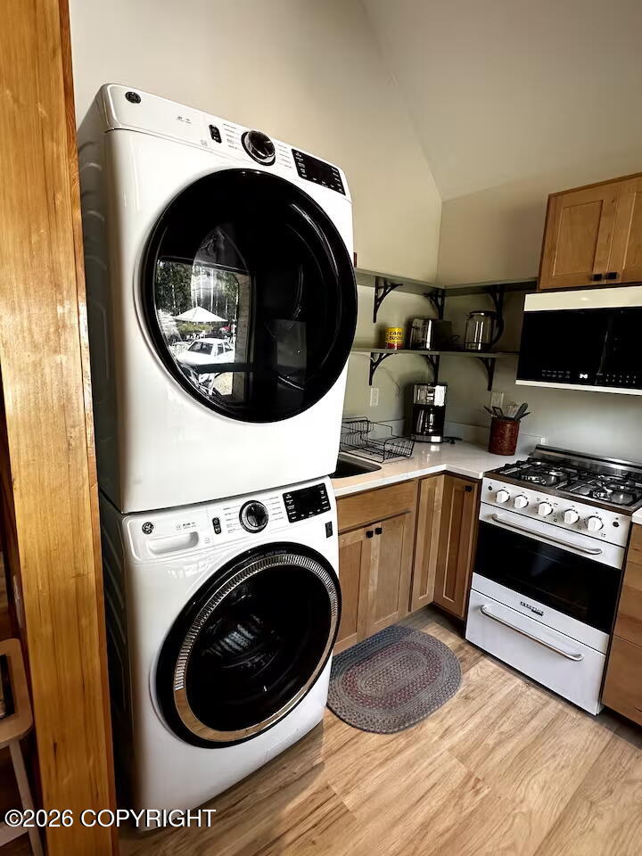 351 E Spruce Avenue Property Photo 26