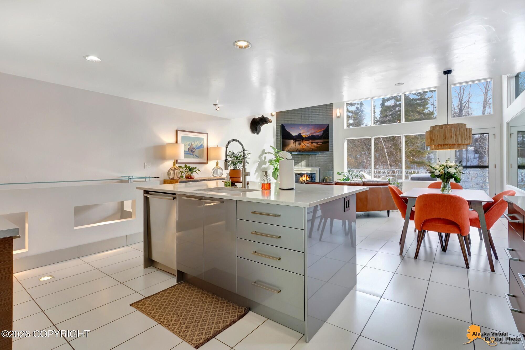 2405 La Honda Drive Property Photo 15