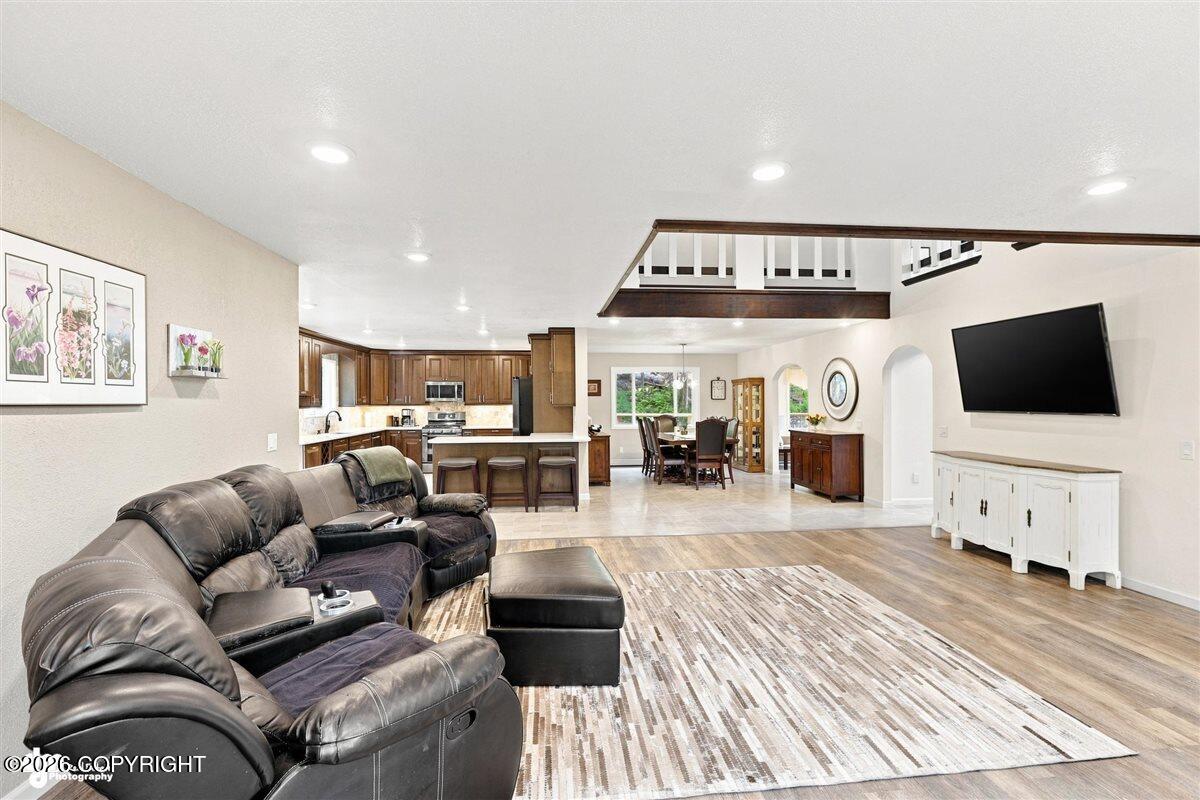 10101 Grover Circle Property Photo 14