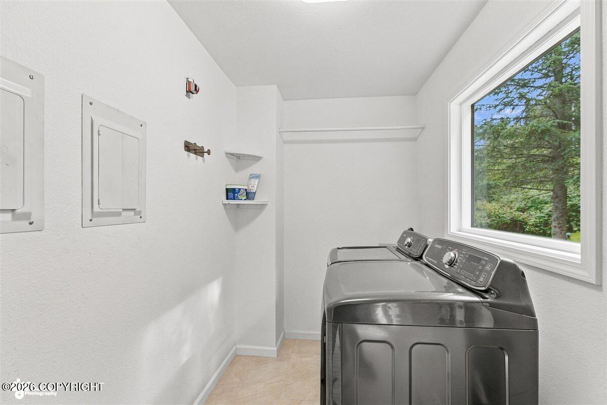 10101 Grover Circle Property Photo 23