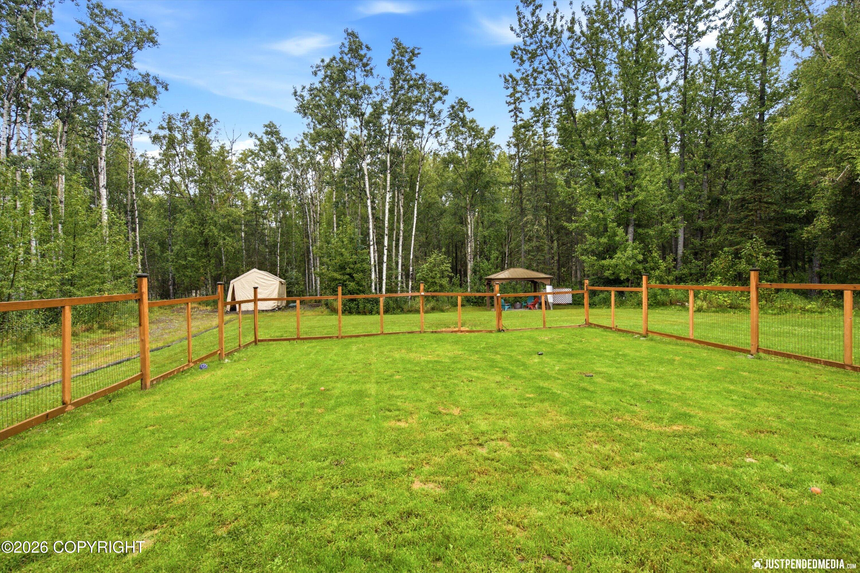 5915 E Summit Circle Property Photo 46