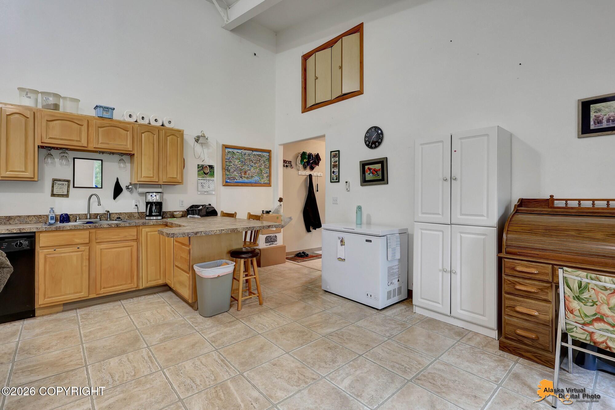 6130 E Beechcraft Circle Property Photo 8
