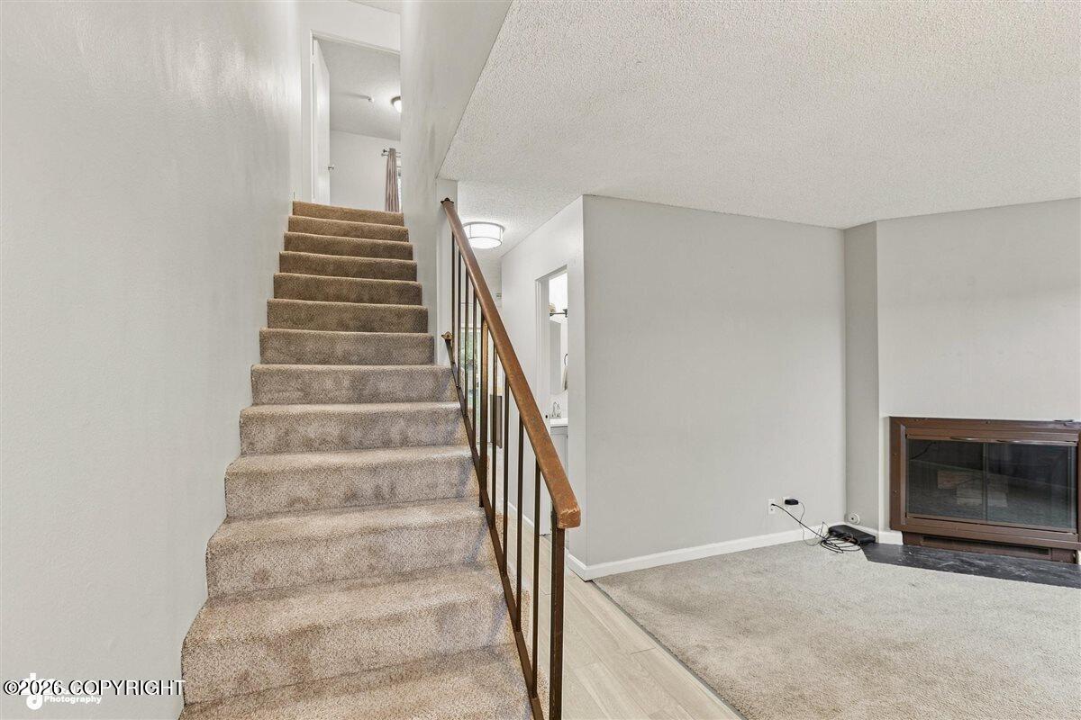 1065 E 17th Avenue Property Photo 14