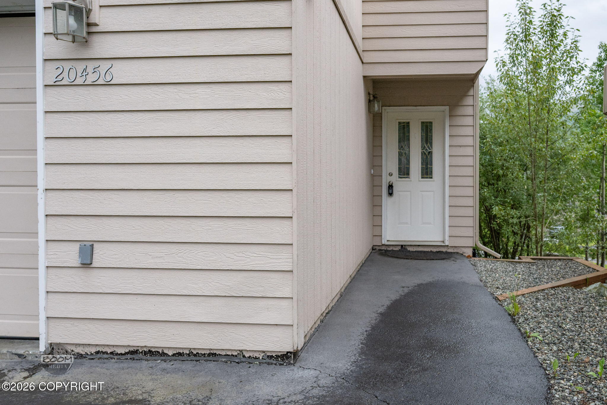 20456 Granite Park Circle Property Photo 4