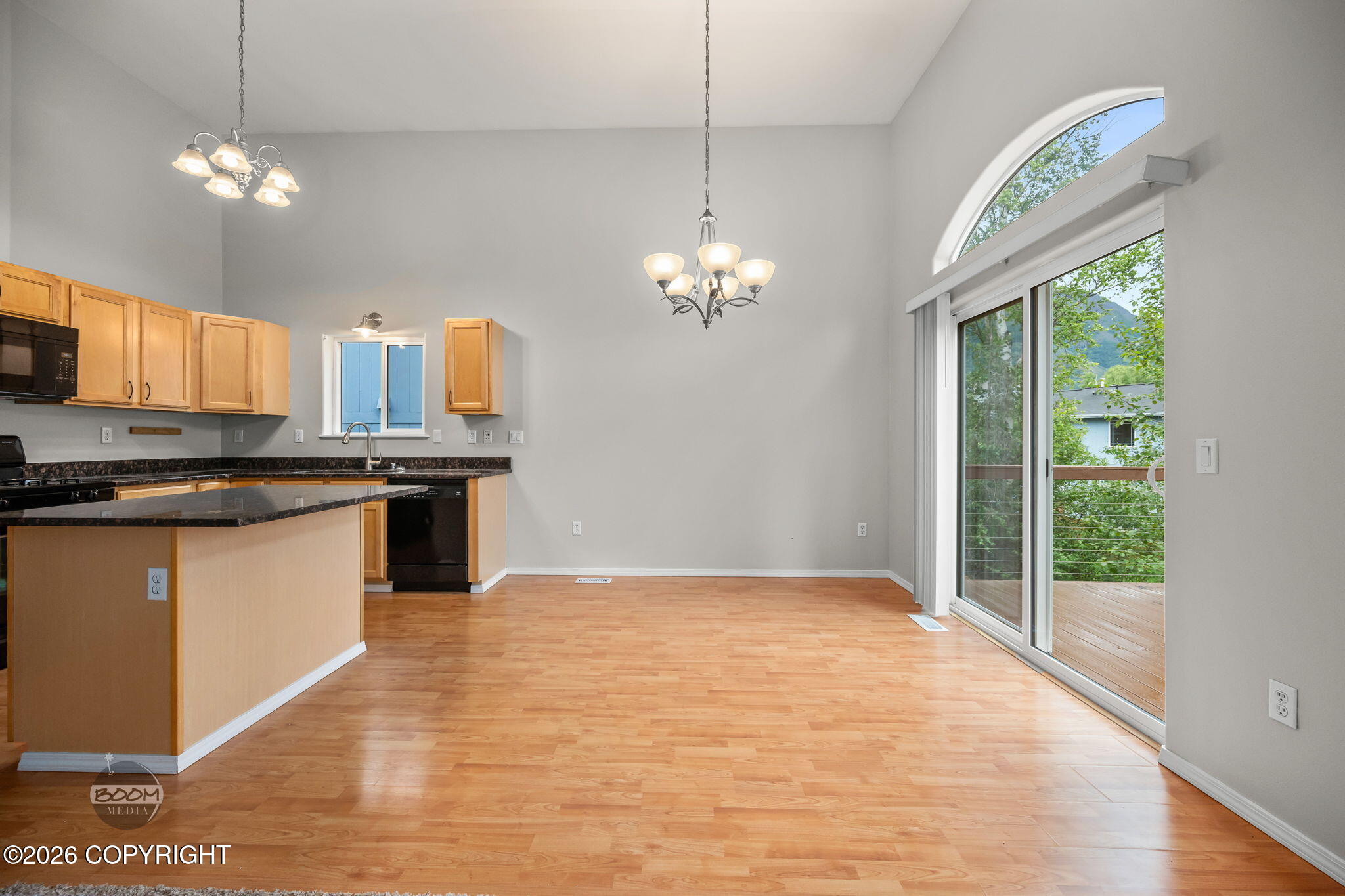 20456 Granite Park Circle Property Photo 14
