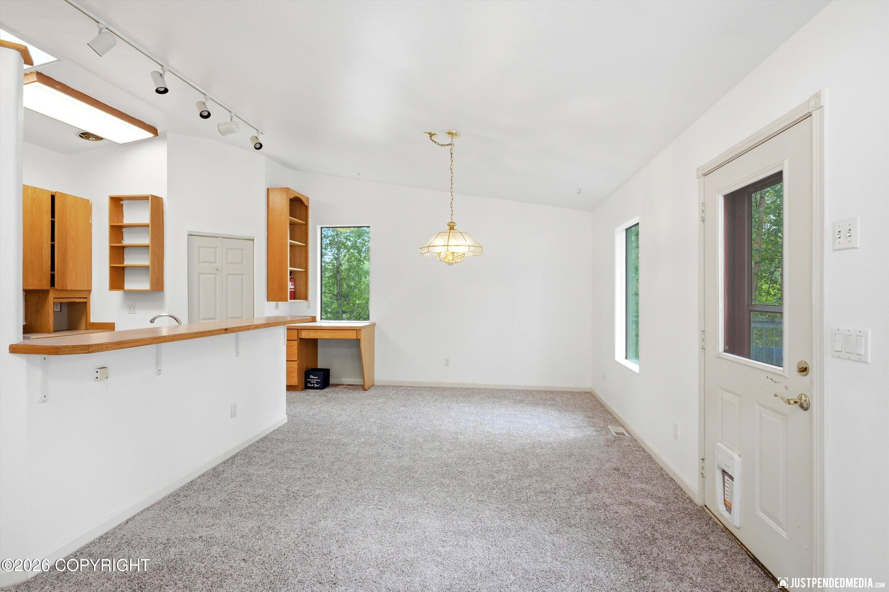 2730 Glacier Street Property Photo 21