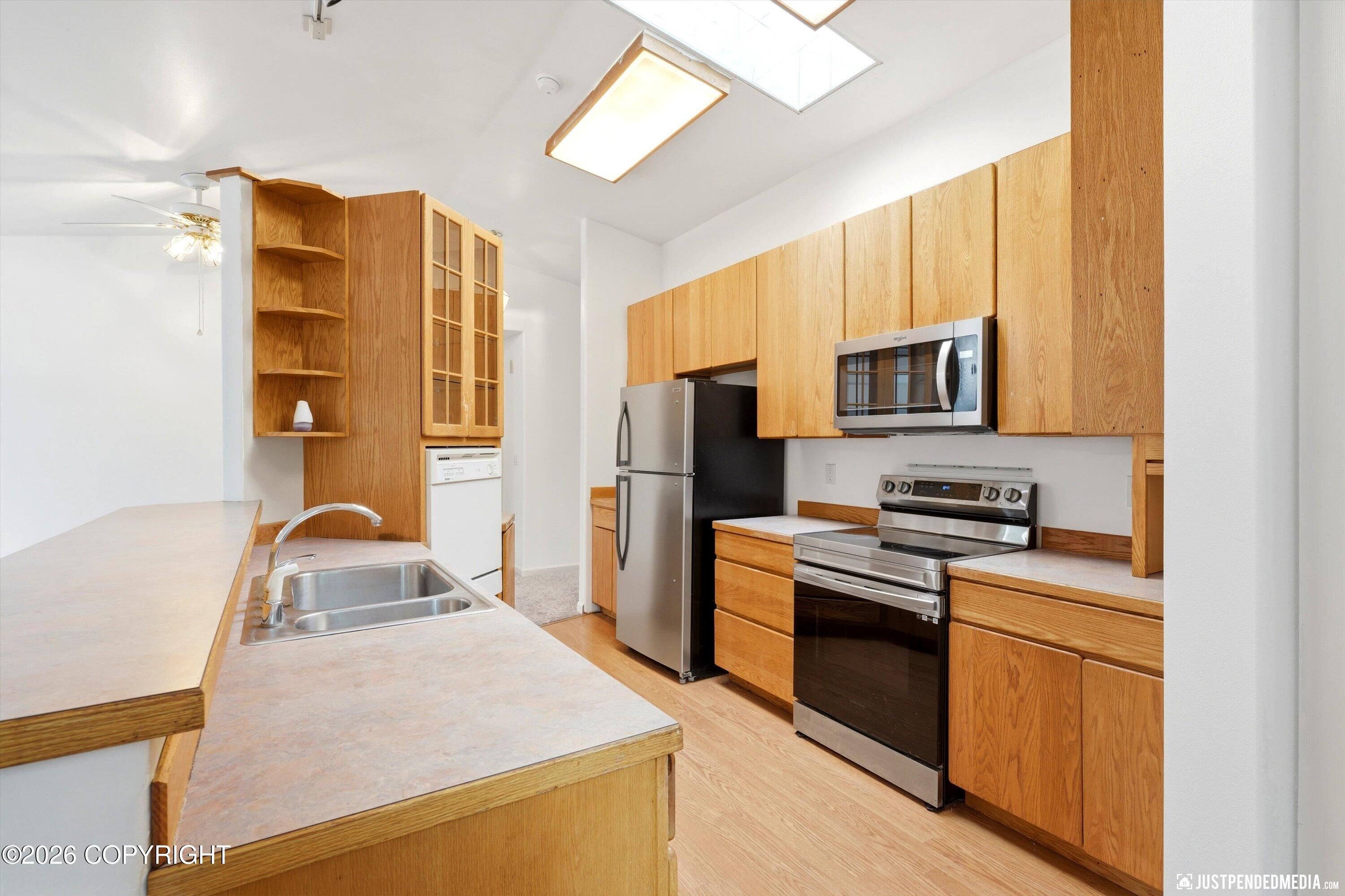 2730 Glacier Street Property Photo 25