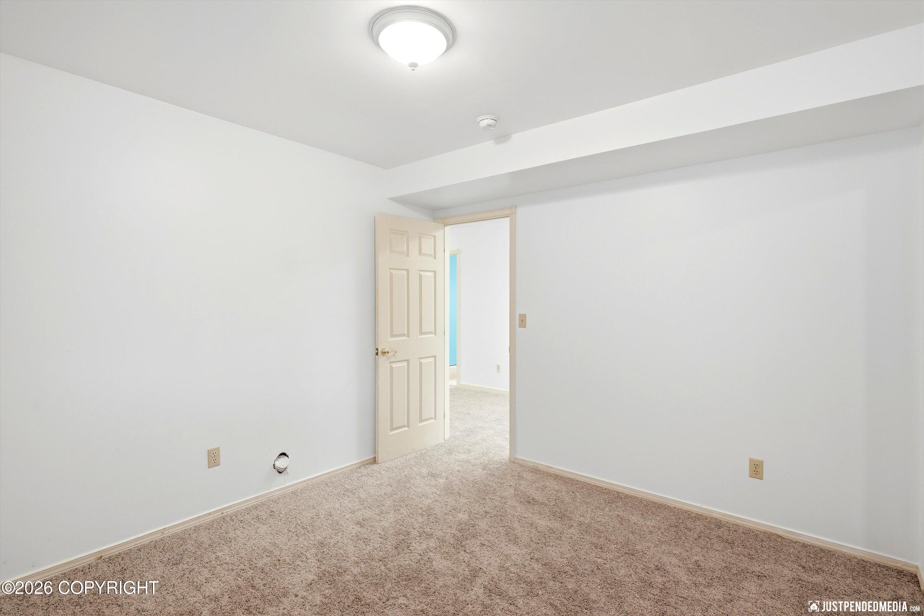 2730 Glacier Street Property Photo 42