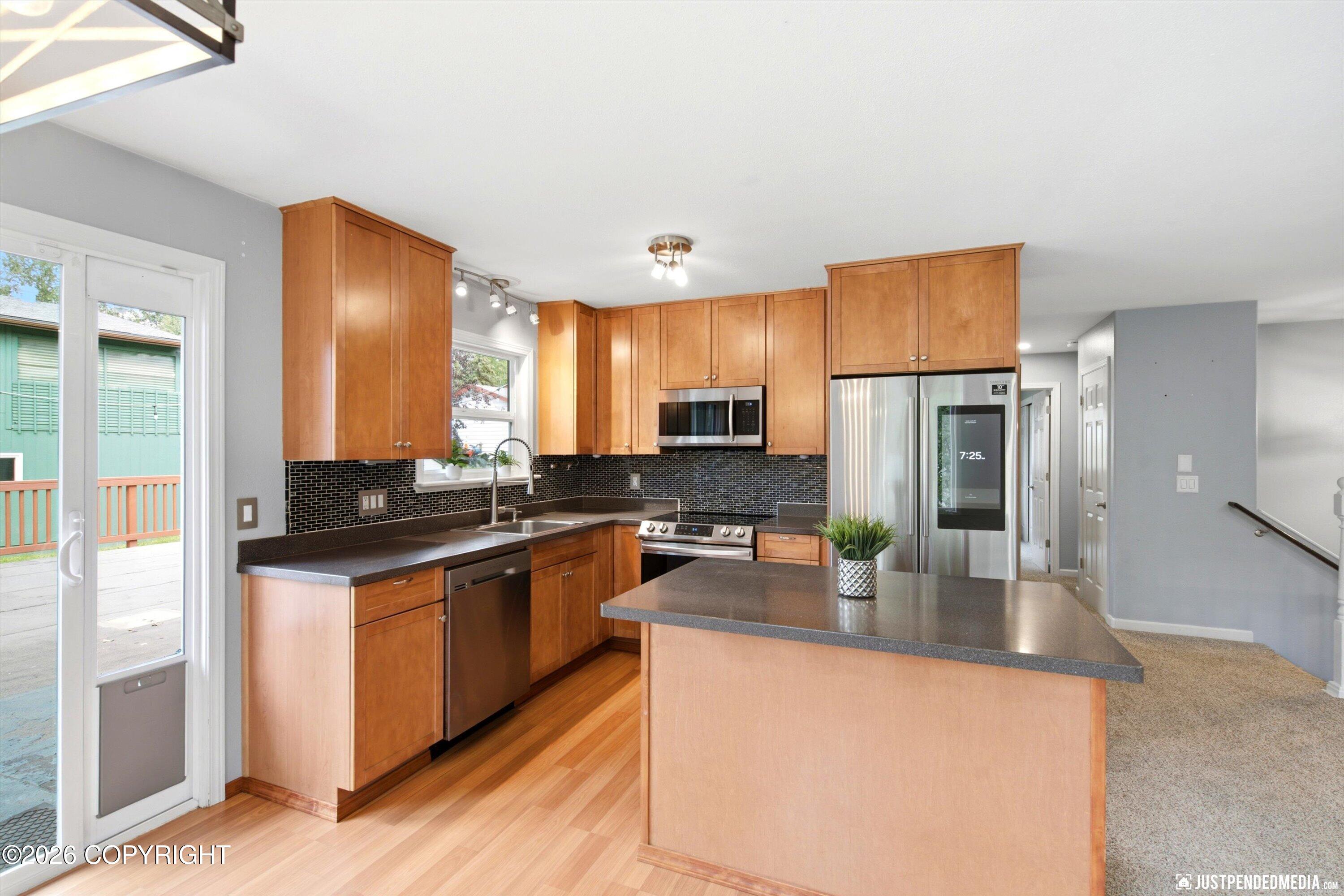 727 Norman Street Property Photo 11
