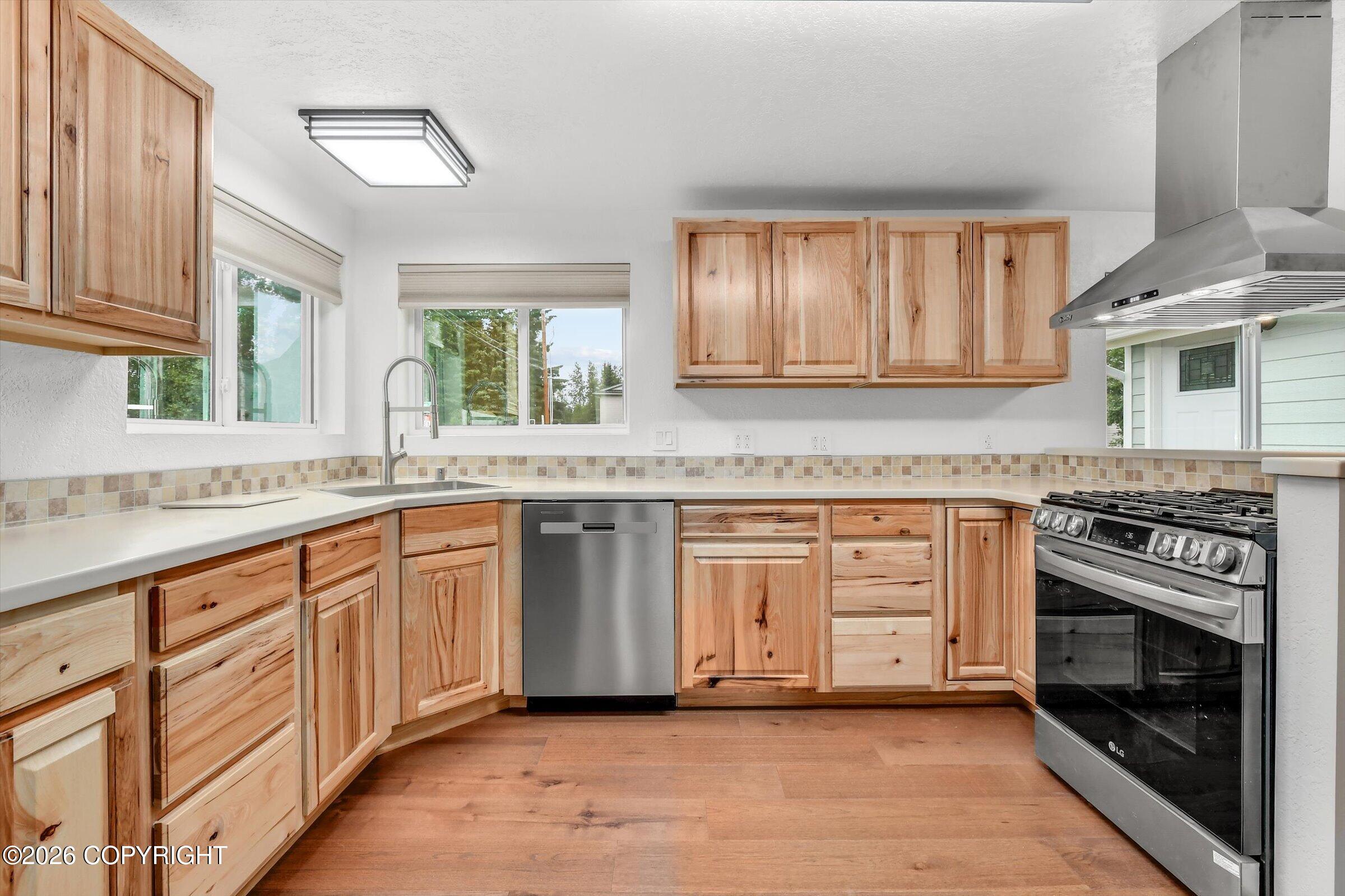 8400 Duben Avenue Property Photo 17