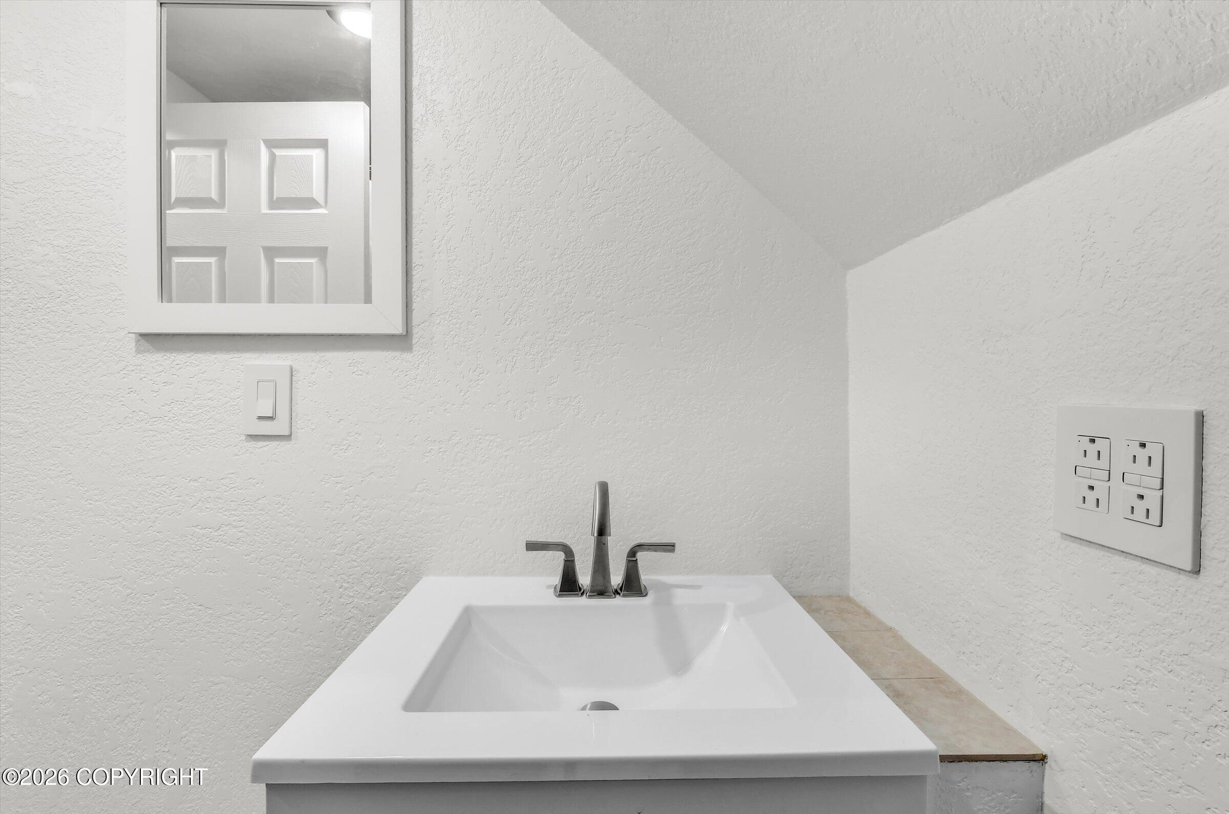 8400 Duben Avenue Property Photo 37