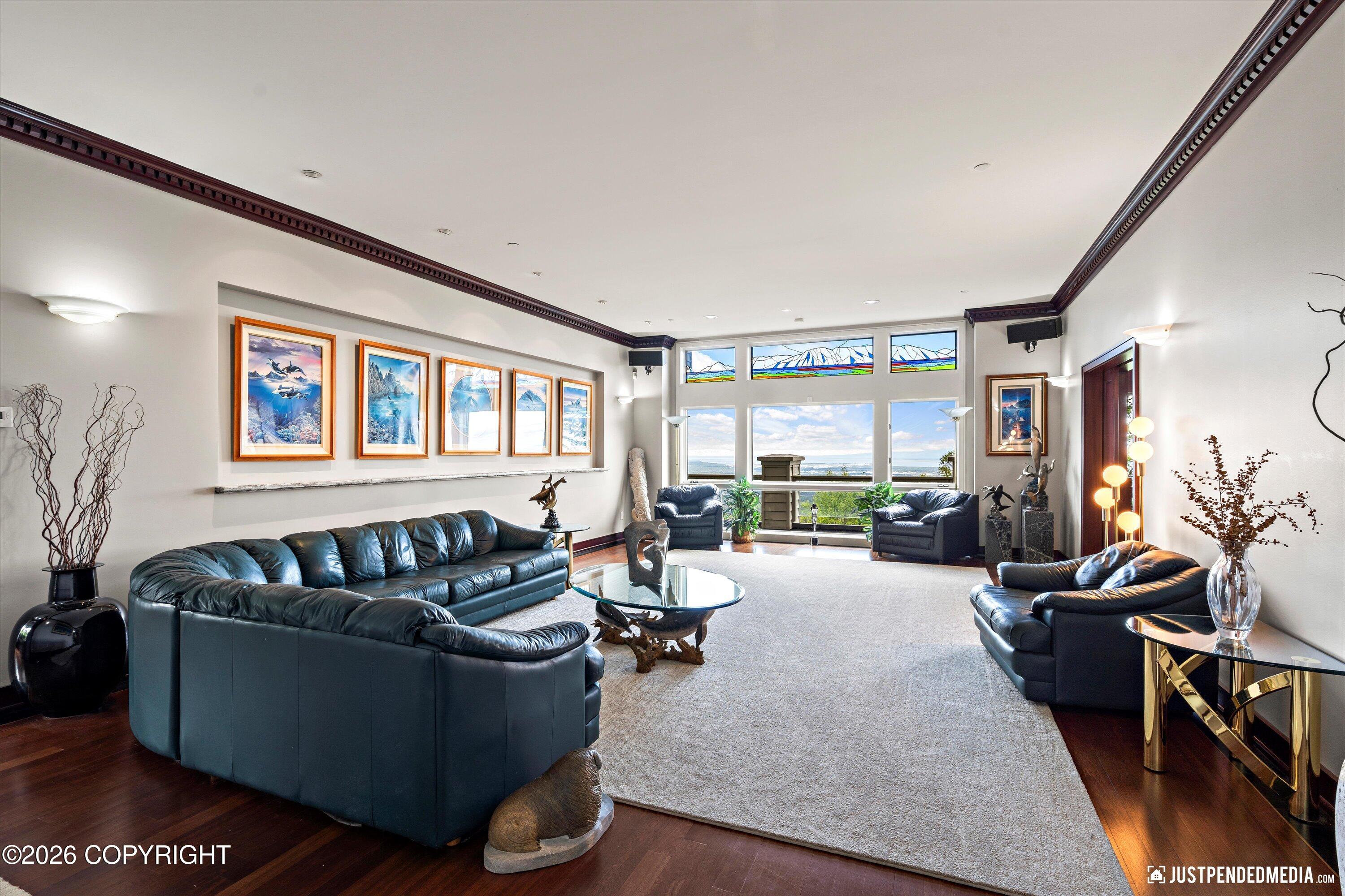 9900 Hillhaven Circle Property Photo 8
