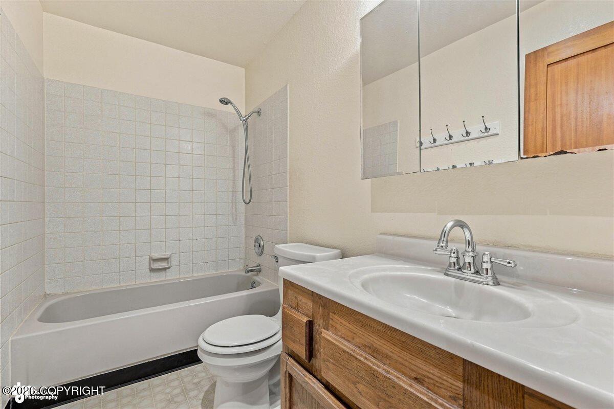 8050 Pioneer Drive #303 Property Photo 24
