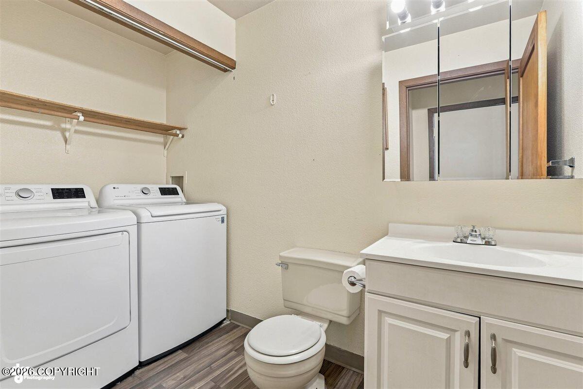 8050 Pioneer Drive #303 Property Photo 35